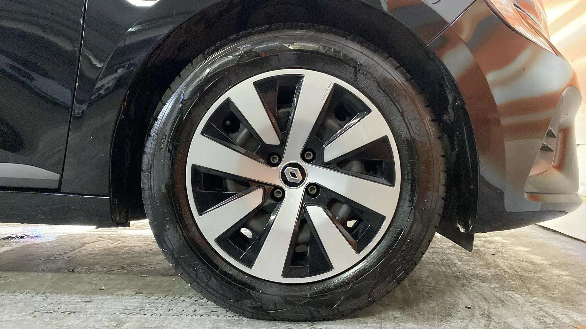 Renault Clio Equilibre TCe - foto 20