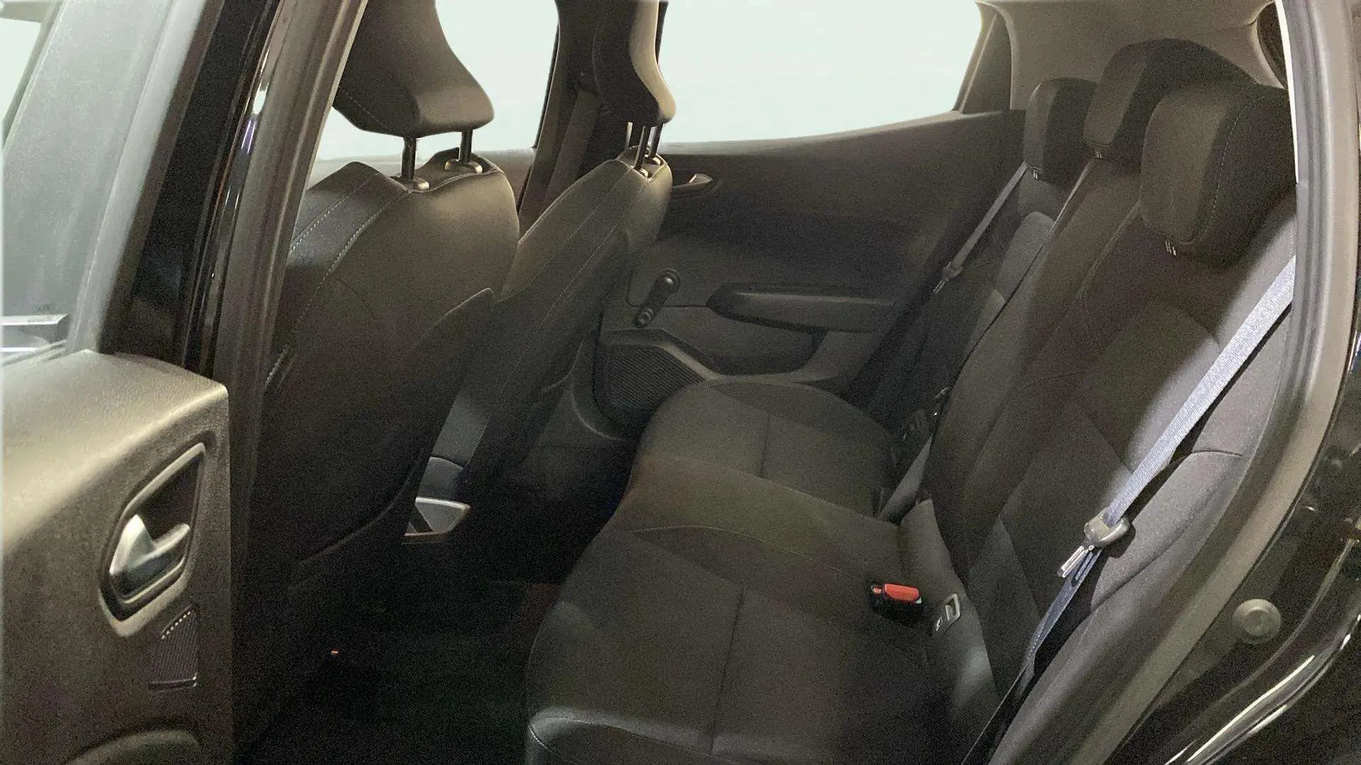 Renault Clio Equilibre TCe - foto 8