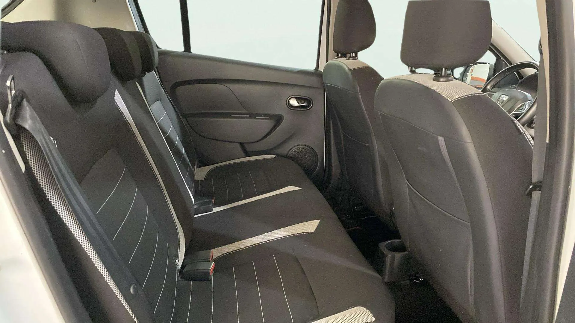 Dacia Sandero Stepway Comfort TCe - foto 10