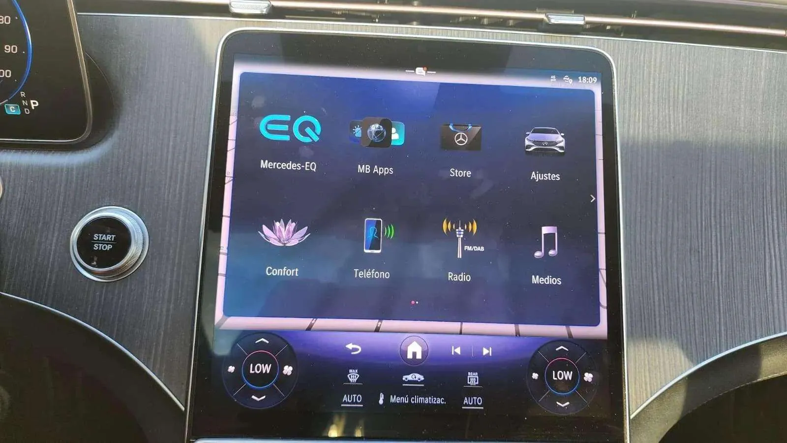 Mercedes-Benz EQS 450+ - foto 18