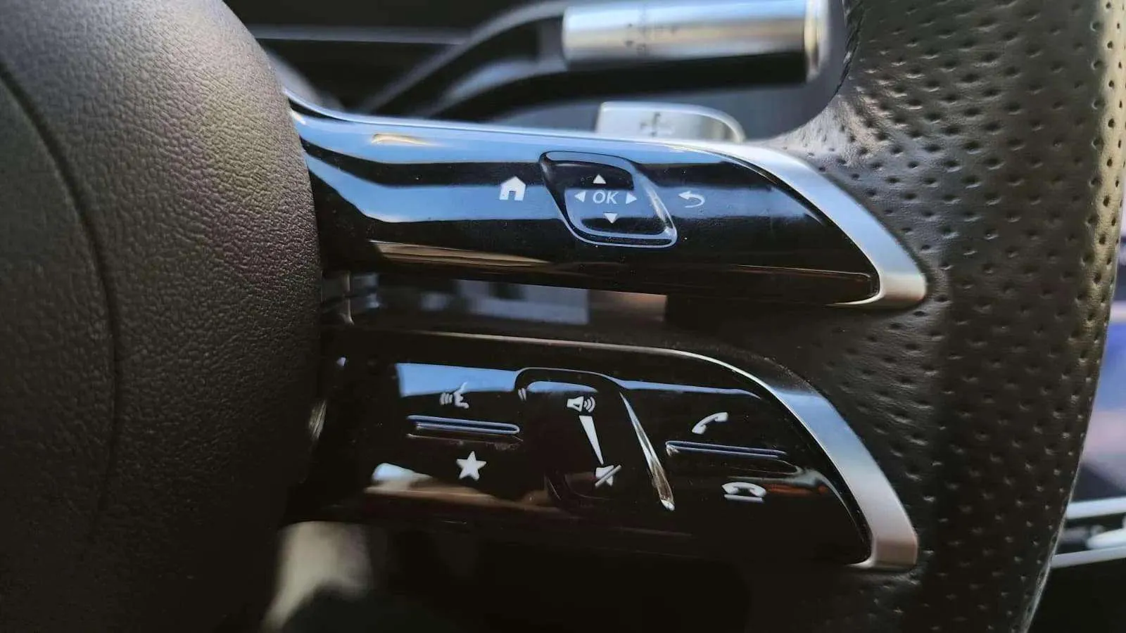 Mercedes-Benz EQS 450+ - foto 12