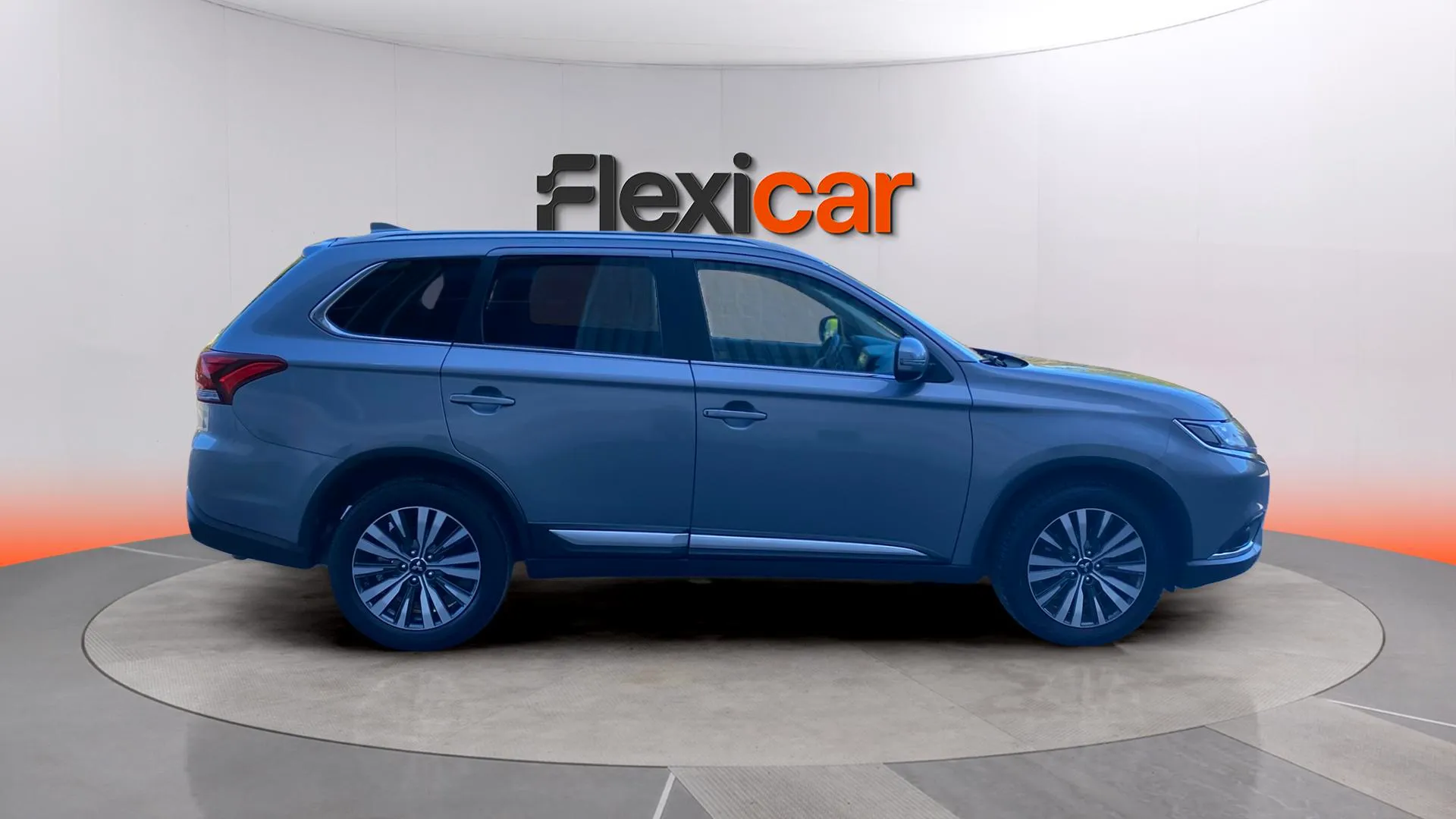 Mitsubishi Outlander 200 MPI Kaiteki CVT 2WD 7 Plazas - foto 8