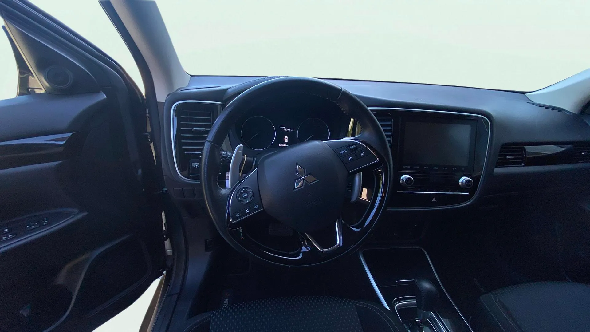 Mitsubishi Outlander 200 MPI Kaiteki CVT 2WD 7 Plazas - foto 21
