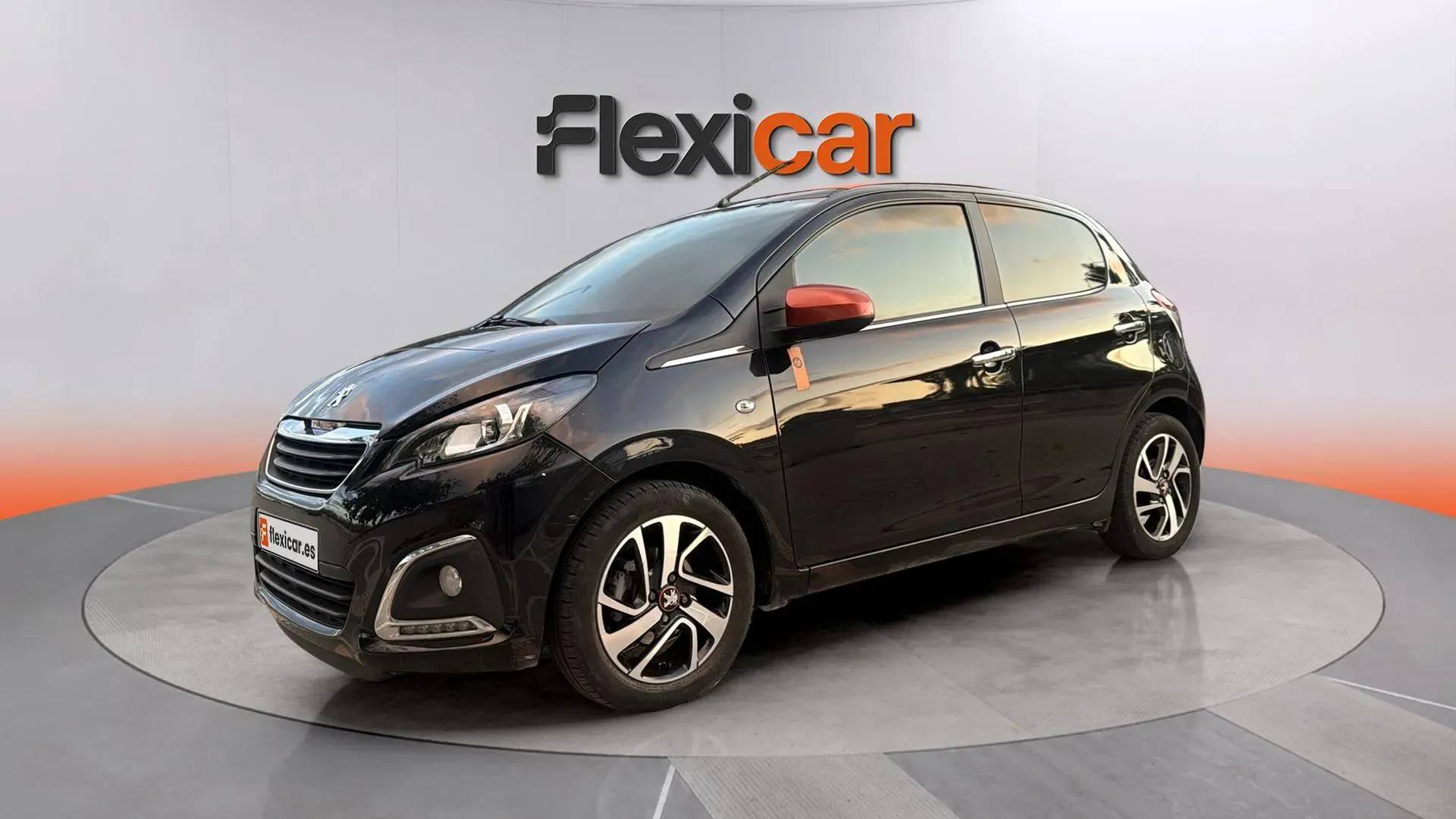 Peugeot 108 TOP! Roland Garros 1.2 PureTech - foto 3