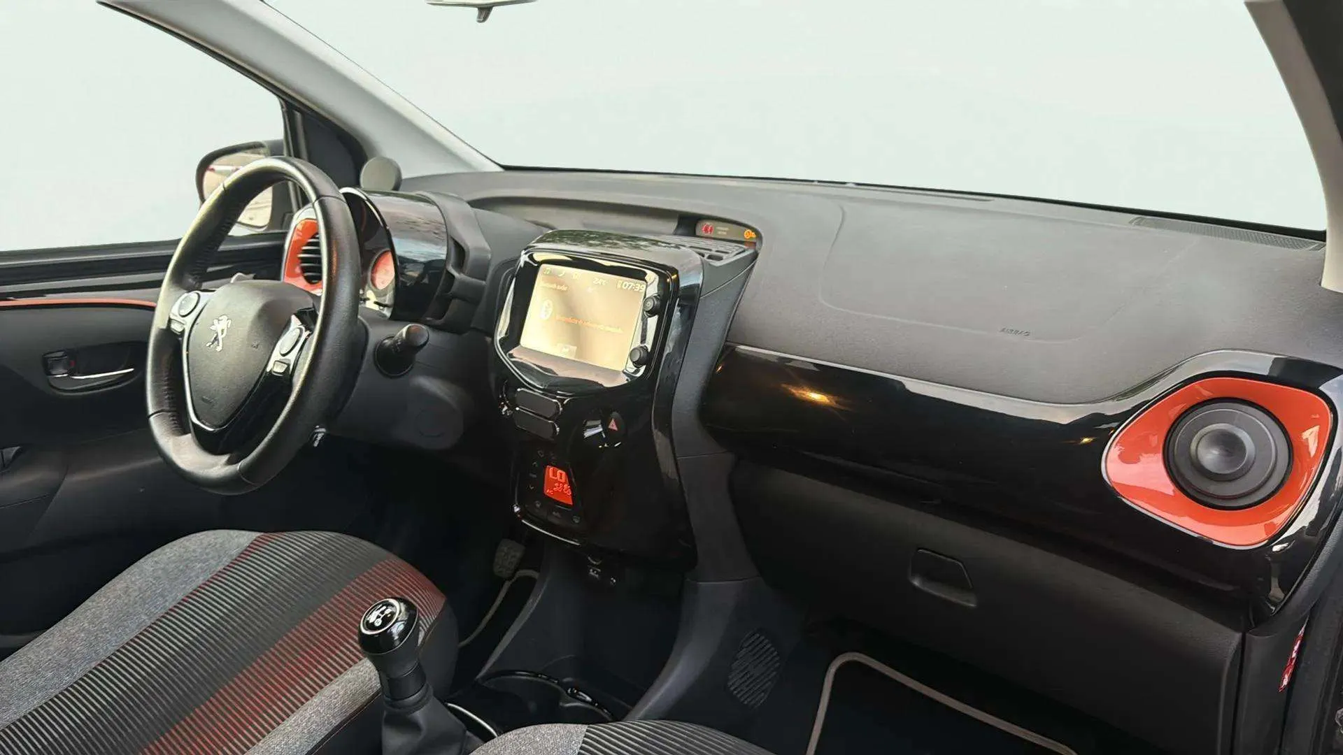 Peugeot 108 TOP! Roland Garros 1.2 PureTech - foto 11