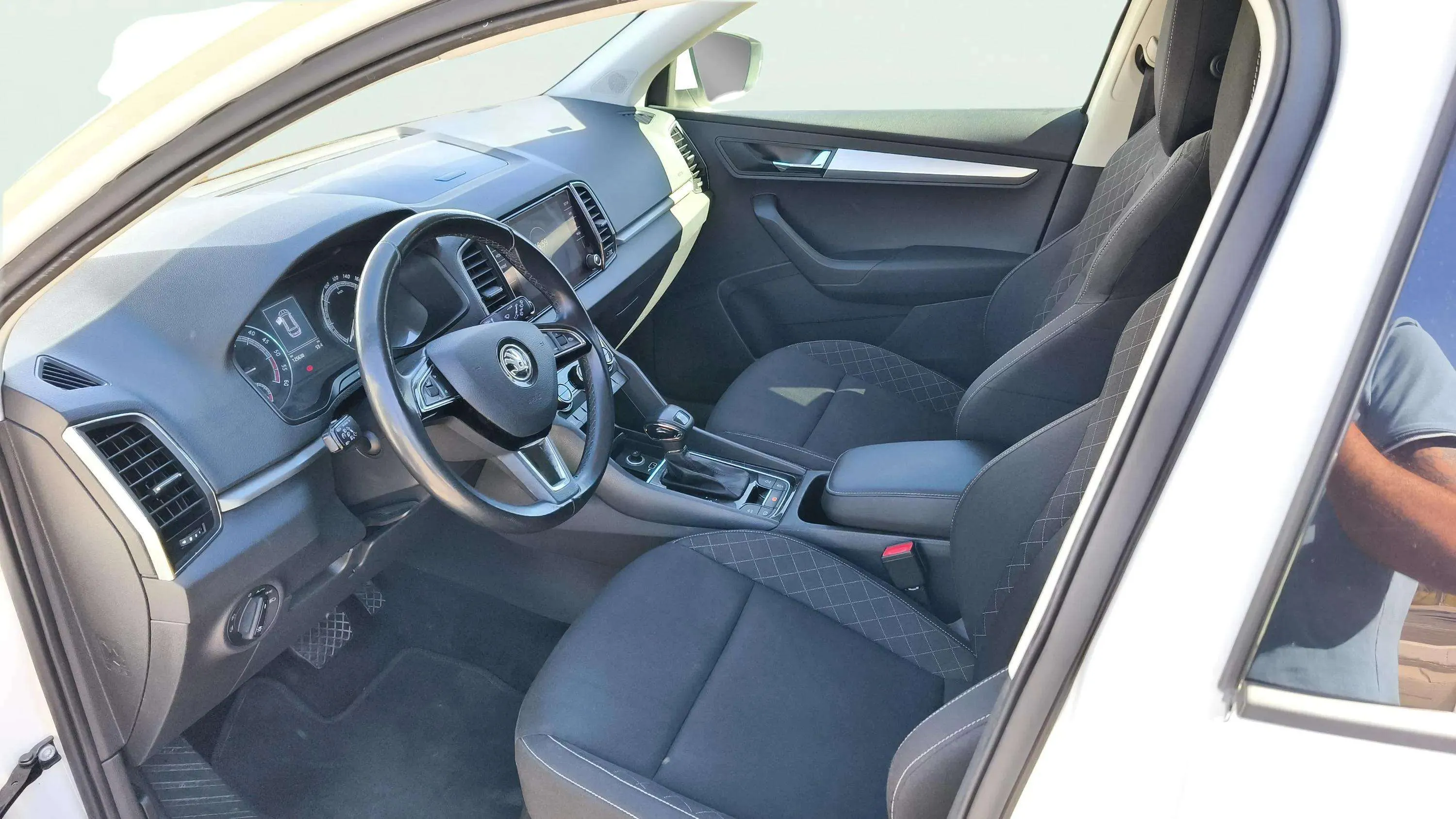 Škoda Karoq 2.0 TDI DSG 4x4 Ambition - foto 14