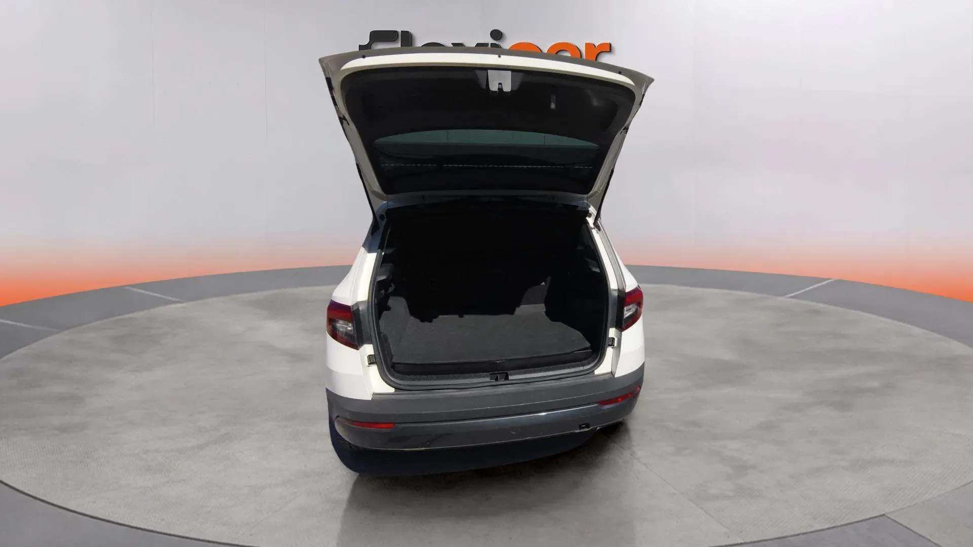 Škoda Karoq 2.0 TDI DSG 4x4 Ambition - foto 28