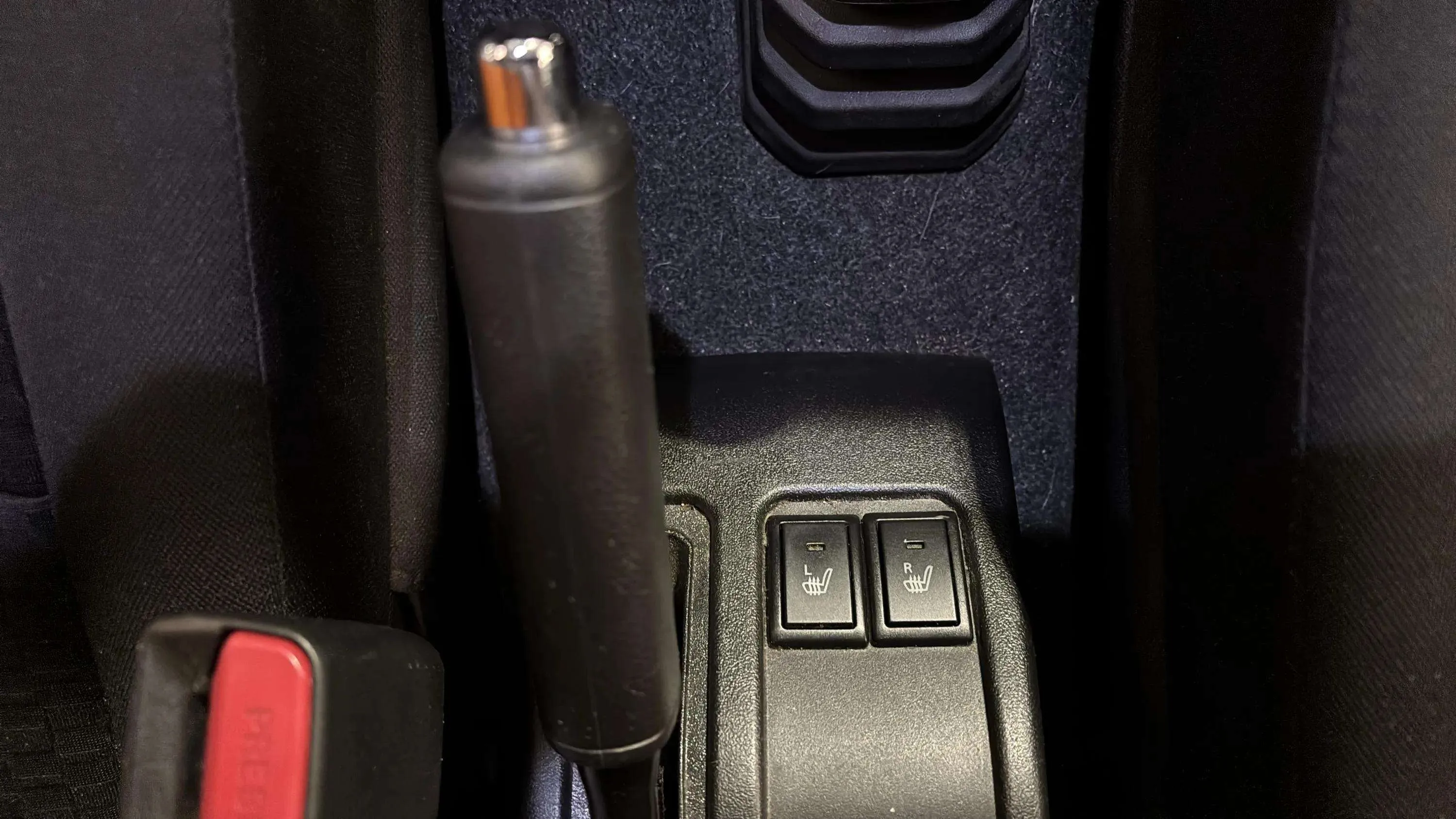 Suzuki Jimny 1.5 JLX - foto 19