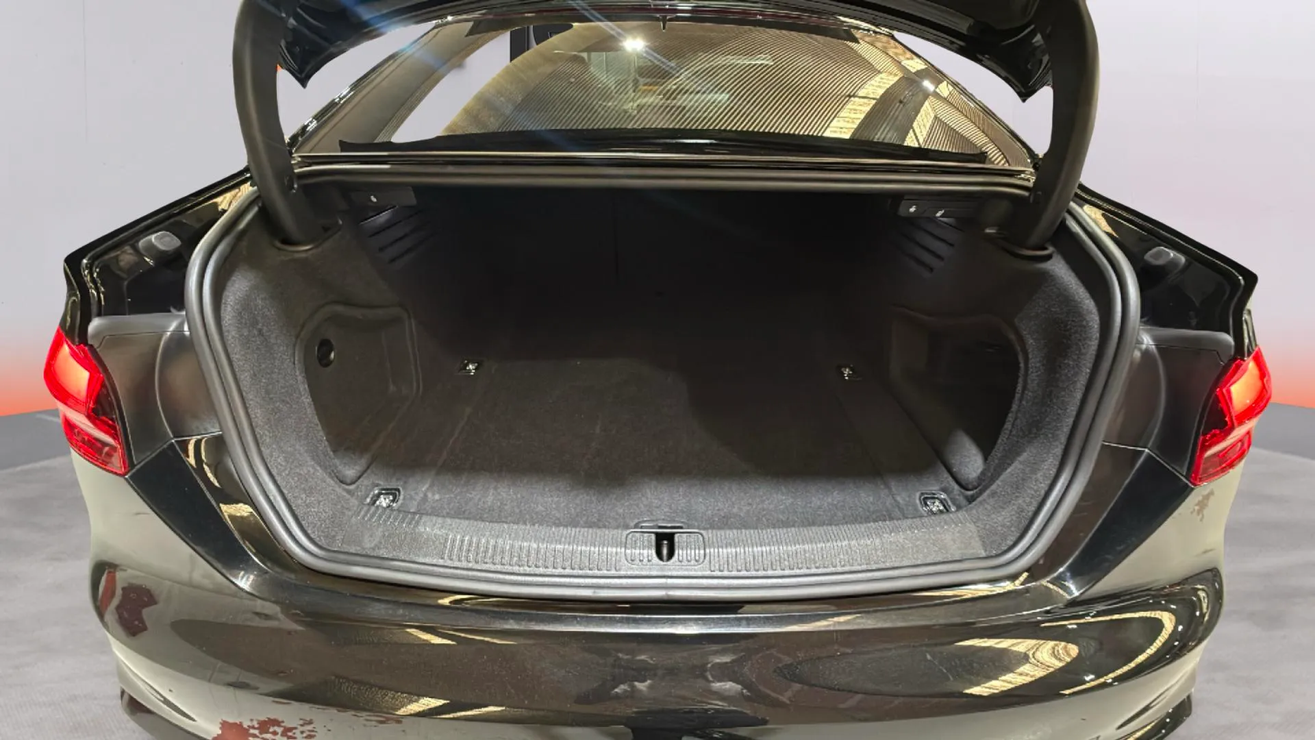 Audi A5 TFSI Black Line - foto 16