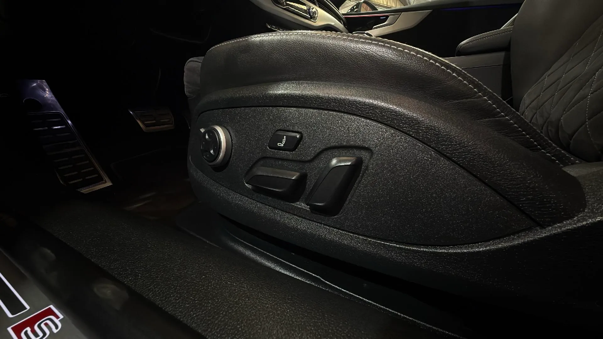 Audi A5 TFSI Black Line - foto 18