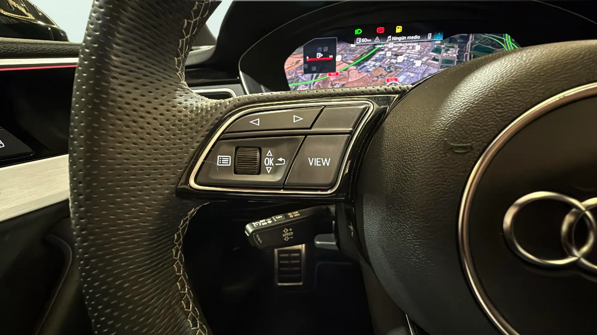 Audi A5 TFSI Black Line - foto 24