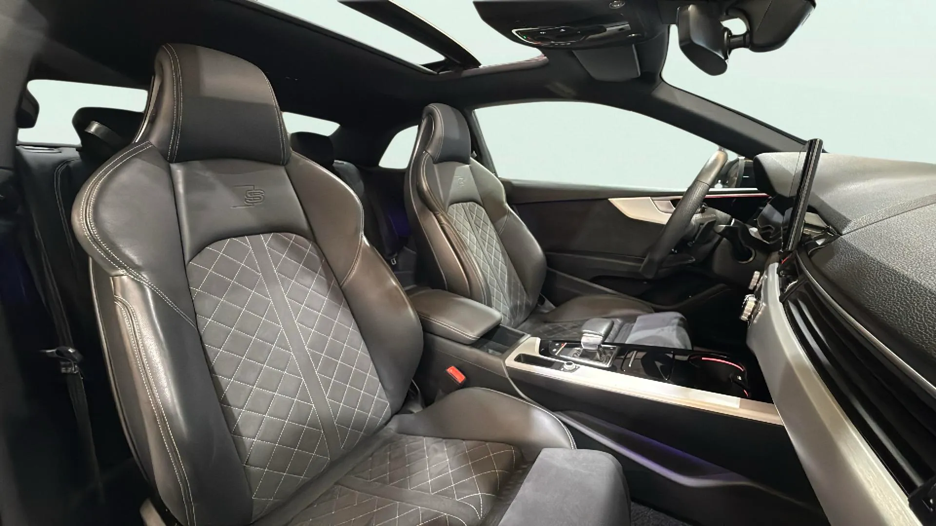 Audi A5 TFSI Black Line - foto 13