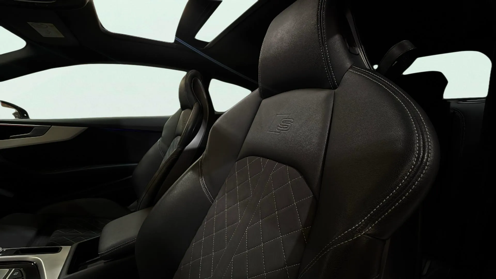 Audi A5 TFSI Black Line - foto 19