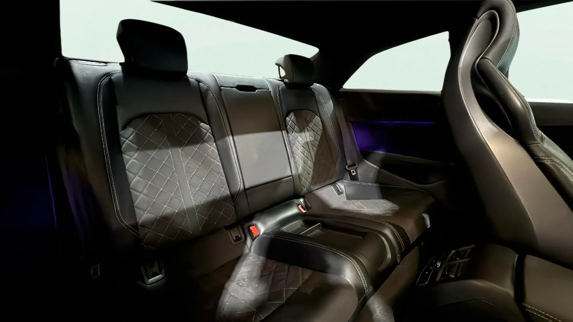 Audi A5 TFSI Black Line - foto 14