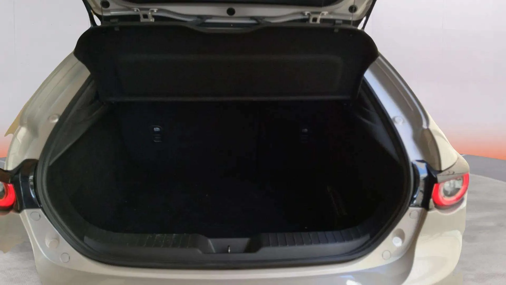 Mazda Mazda3 2.0 e-Skyactiv-G Zenith Safety BLA - foto 12