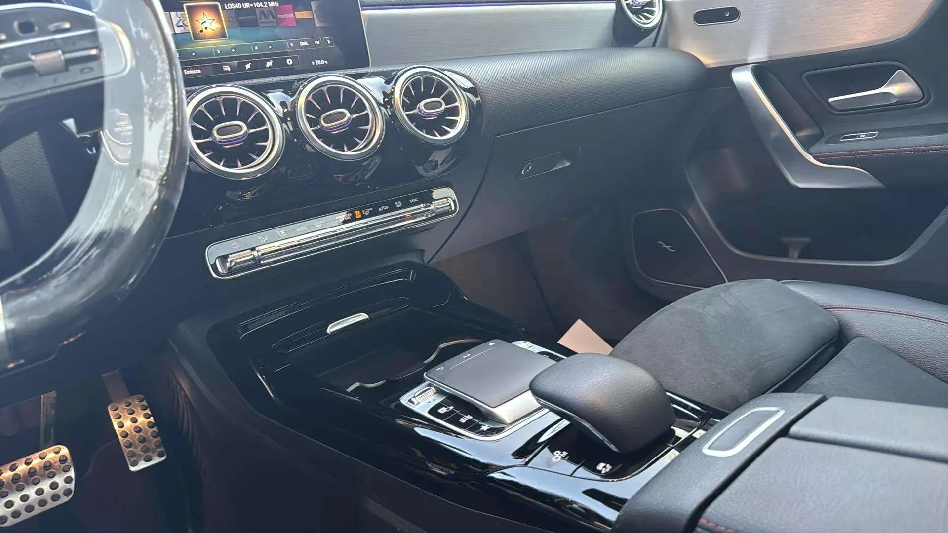 Mercedes-Benz Clase A Mercedes-AMG A 35 4MATIC+ - foto 23