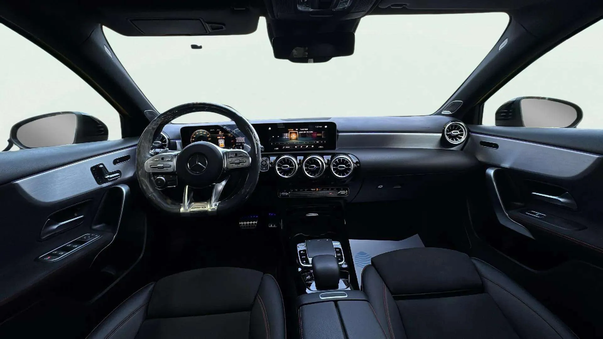 Mercedes-Benz Clase A Mercedes-AMG A 35 4MATIC+ - foto 9