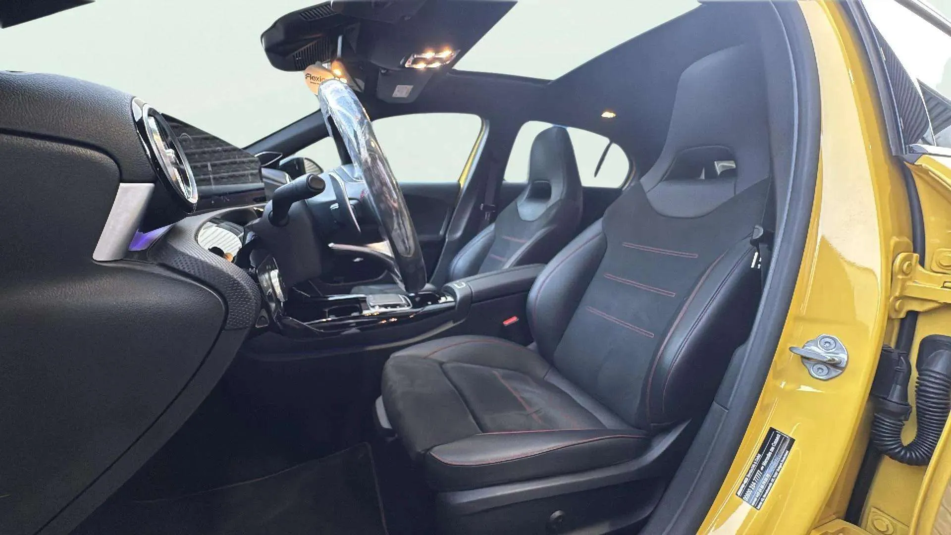Mercedes-Benz Clase A Mercedes-AMG A 35 4MATIC+ - foto 18