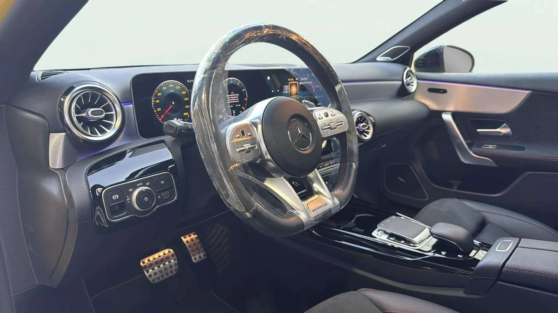 Mercedes-Benz Clase A Mercedes-AMG A 35 4MATIC+ - foto 19