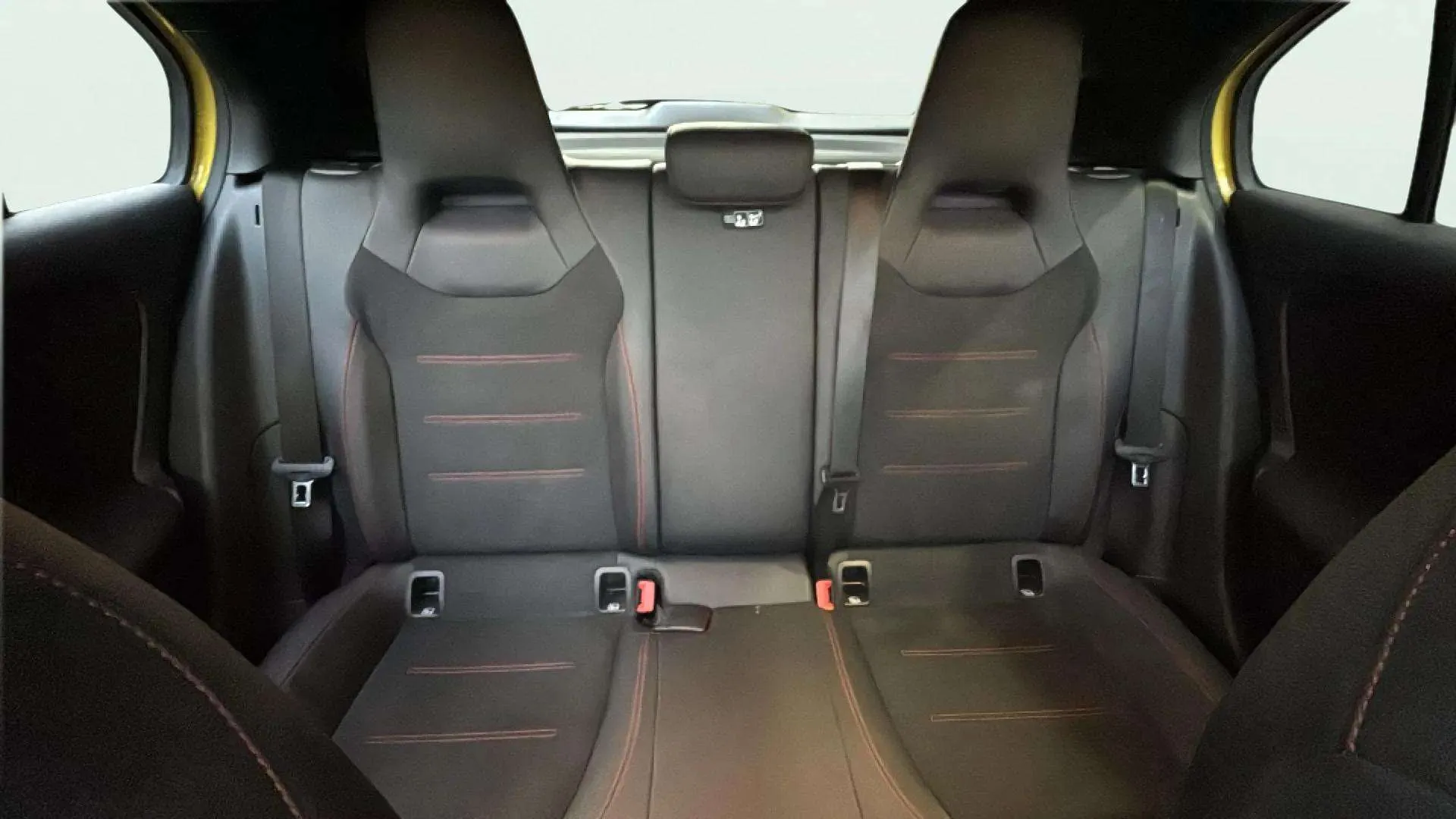 Mercedes-Benz Clase A Mercedes-AMG A 35 4MATIC+ - foto 15