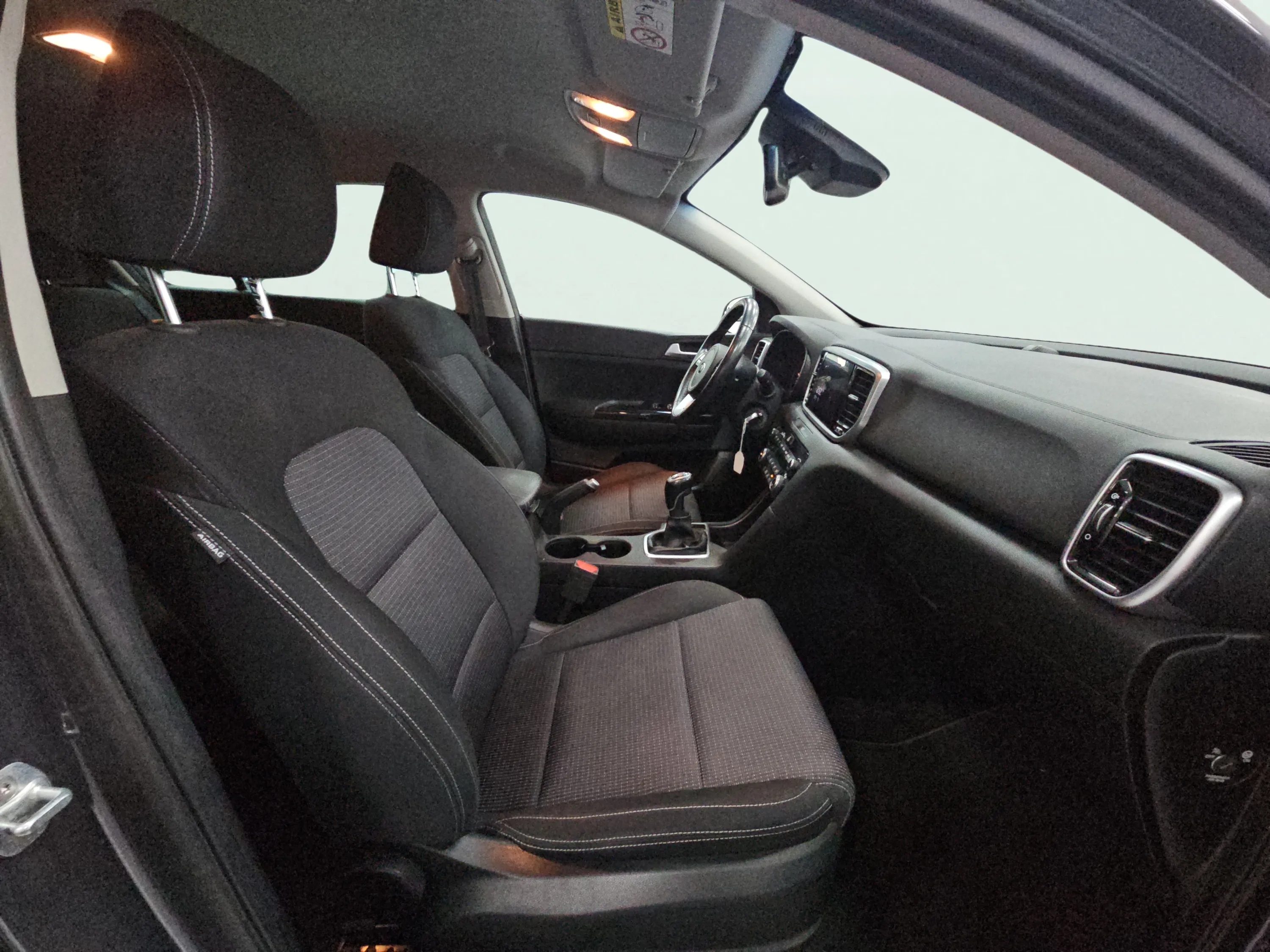 Kia Sportage 1.6 MHEV Drive Plus 4x2 - foto 13