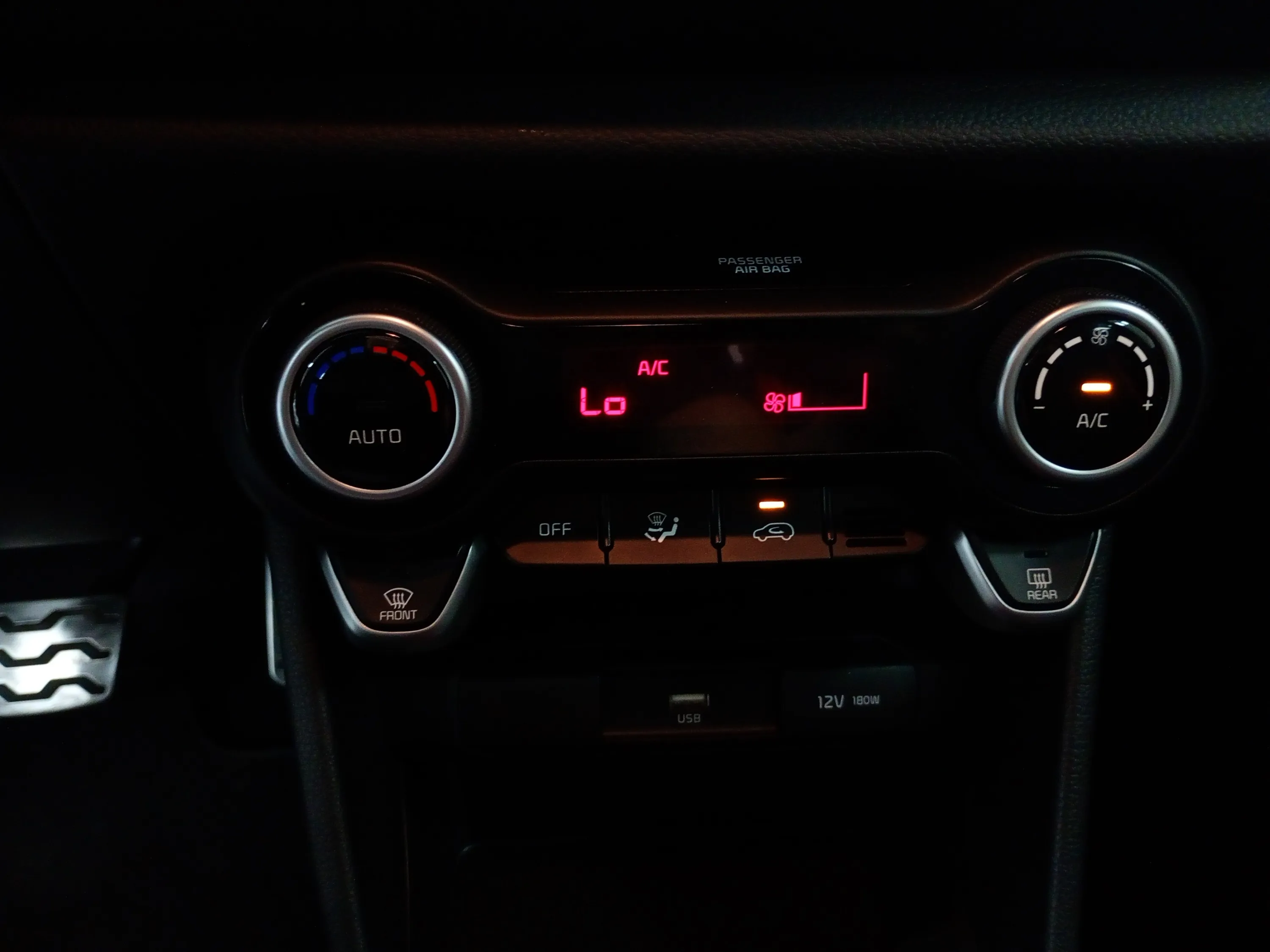 Kia Picanto 1.2 DPi AMT GT Line - foto 17