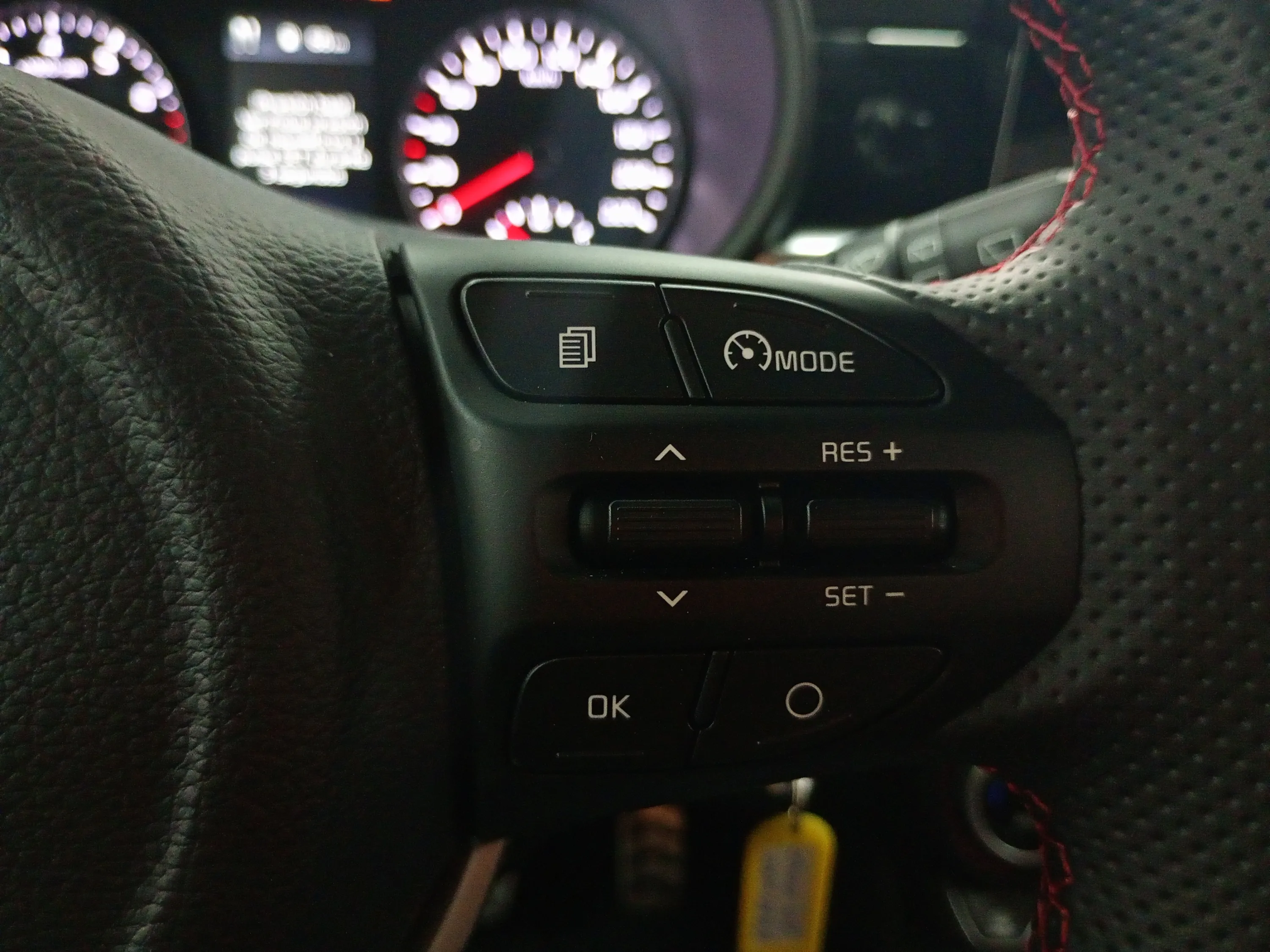 Kia Picanto 1.2 DPi AMT GT Line - foto 24