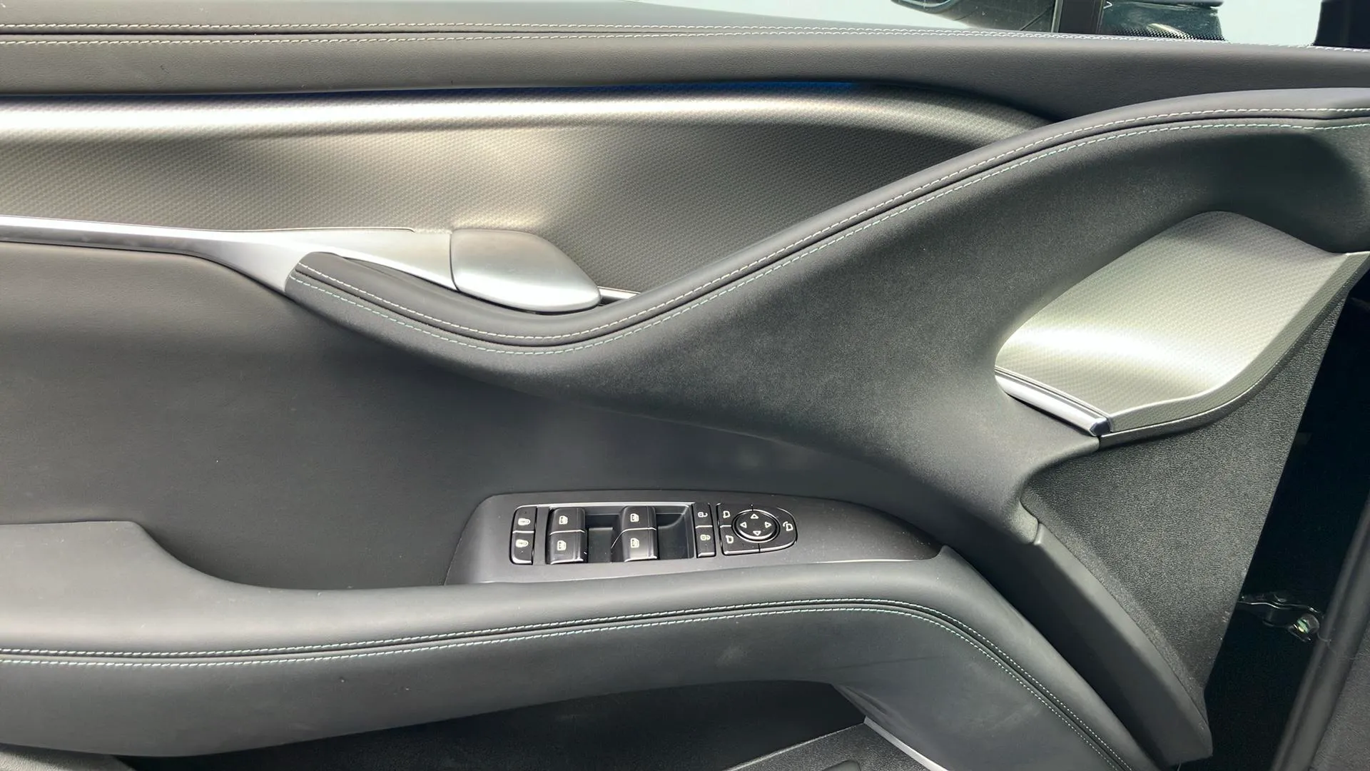 BYD Sealion 7 83 kWh Comfort - foto 15
