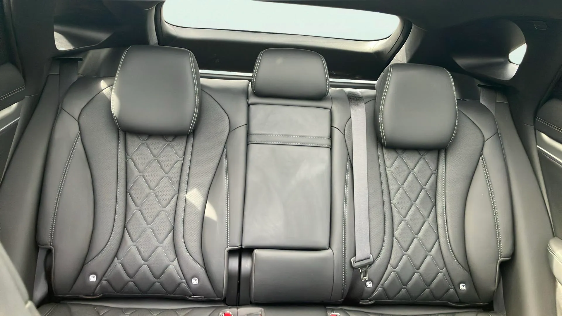 BYD Sealion 7 83 kWh Comfort - foto 14