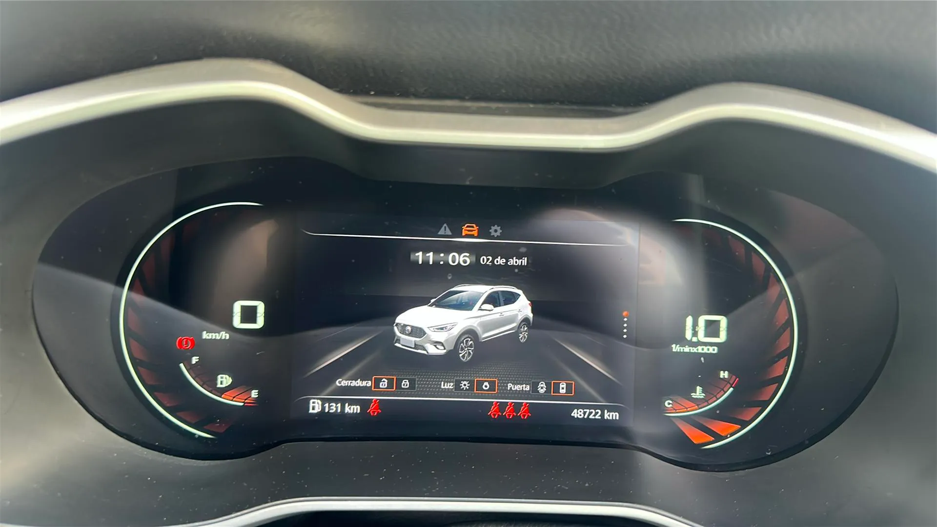 MG ZS 1.0T Luxury - foto 11