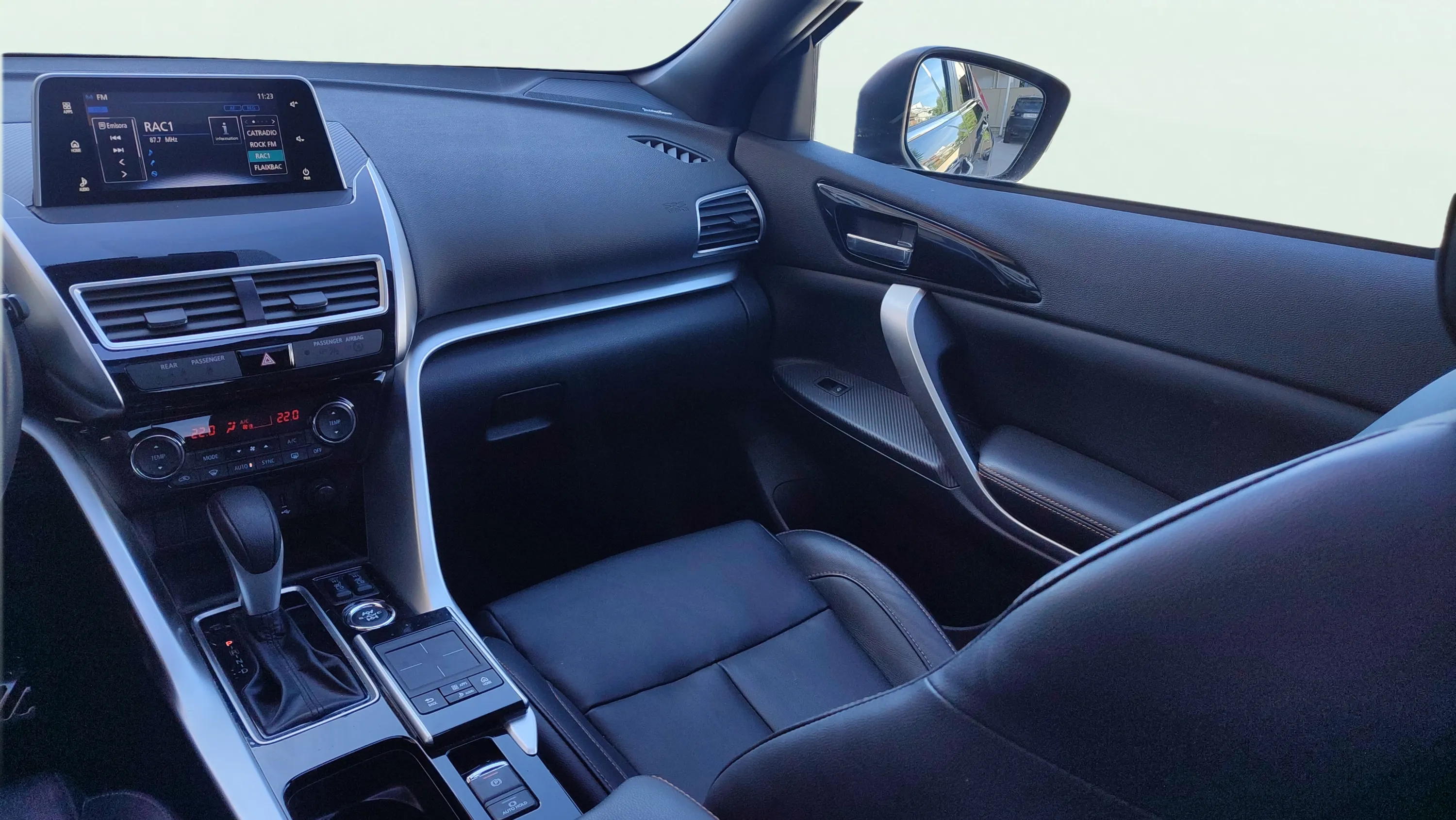 Mitsubishi Eclipse Cross 150T Kaiteki Black Edition CCS CVT 4WD - foto 21
