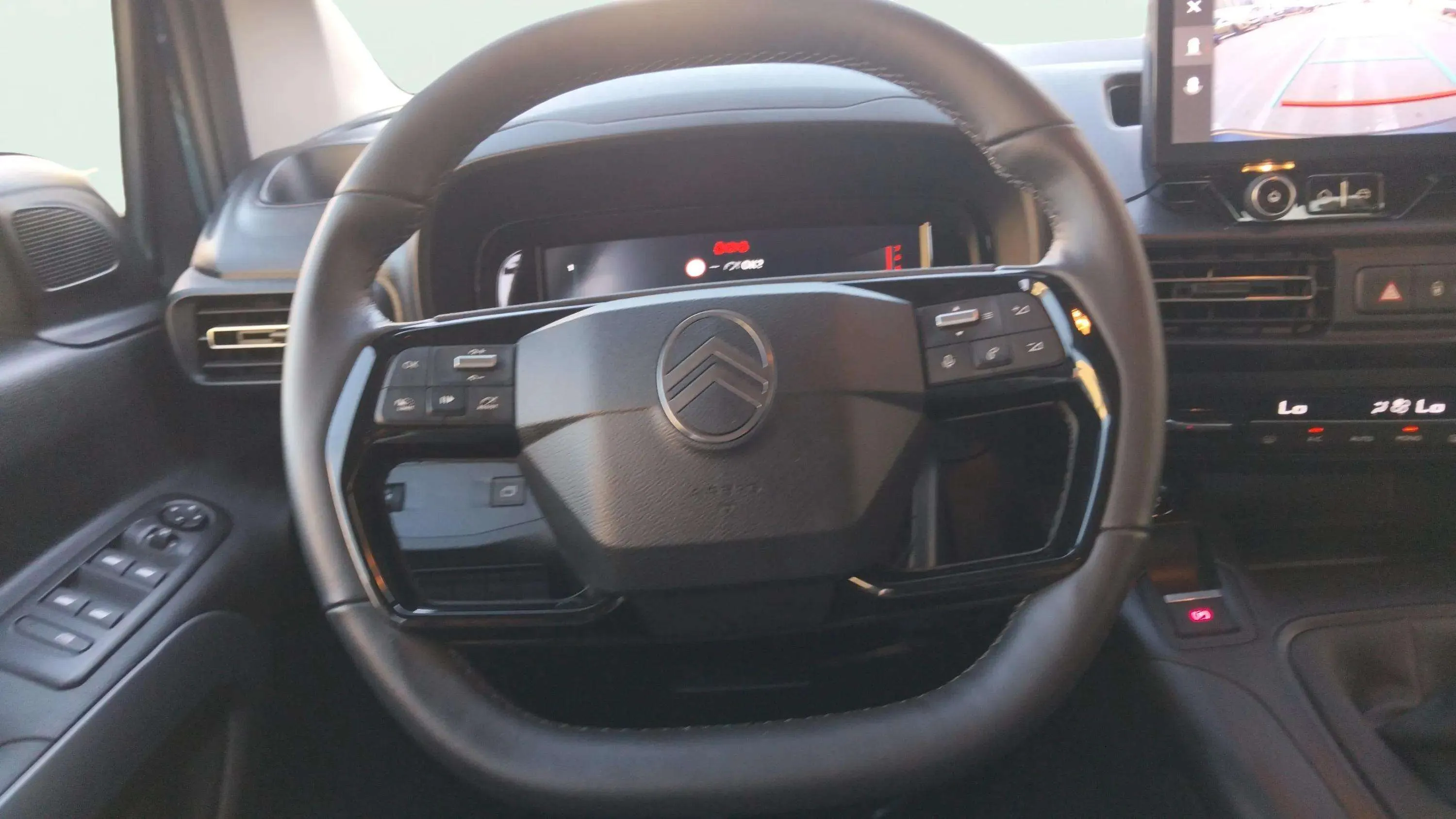 Citroën Berlingo XL Plus Diésel - foto 12
