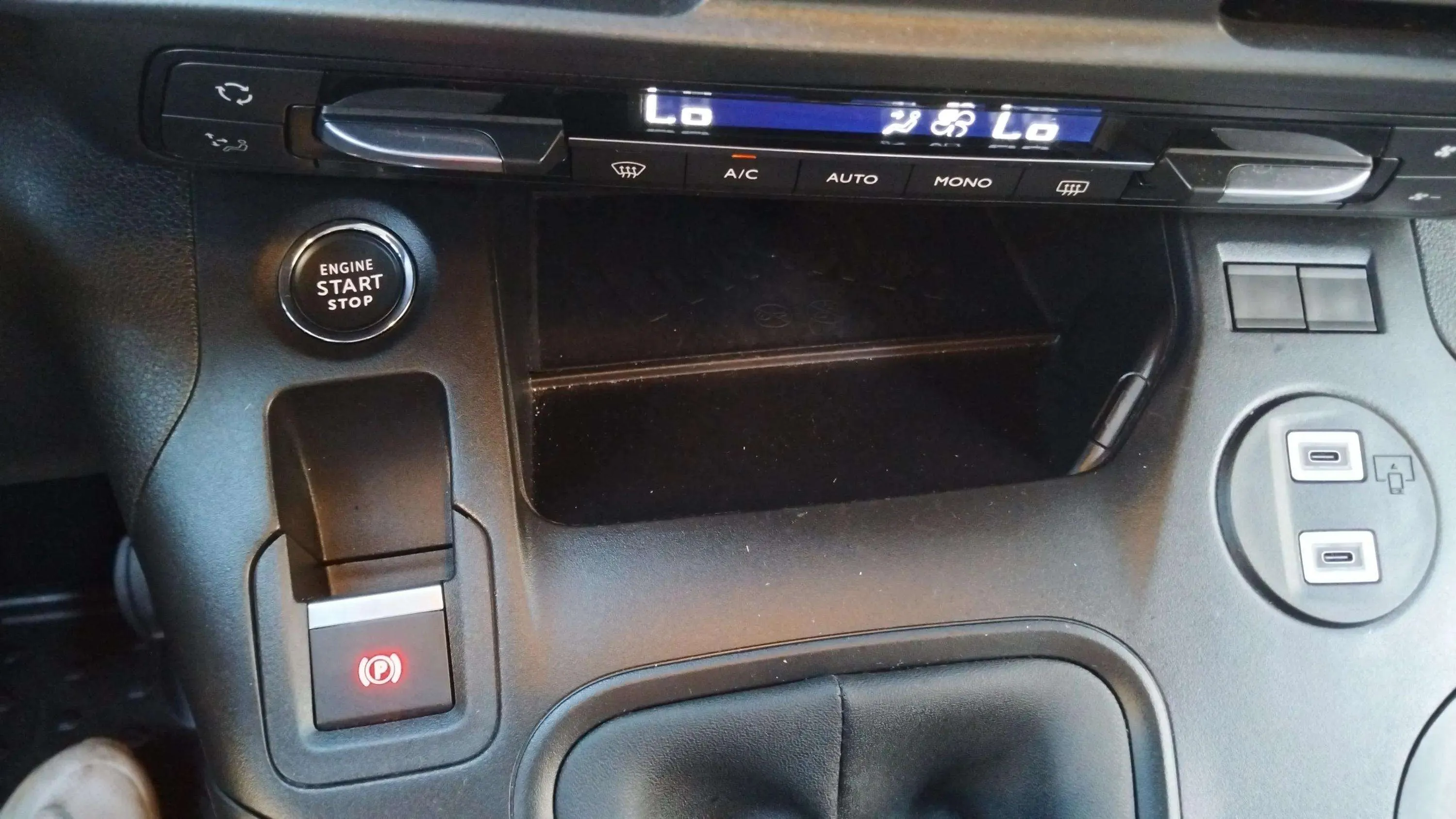 Citroën Berlingo XL Plus Diésel - foto 18