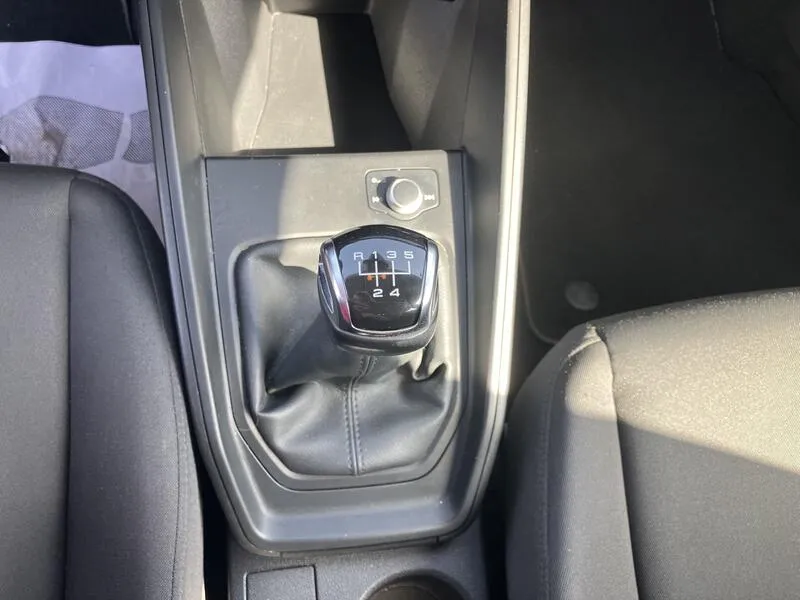 Audi A1 Sportback Advanced 25 TFSI - foto 17
