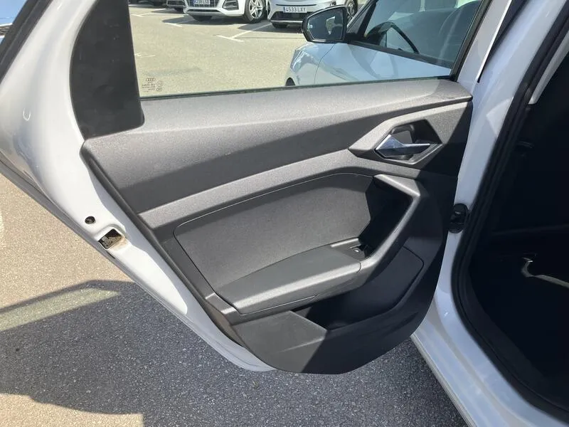Audi A1 Sportback Advanced 25 TFSI - foto 33