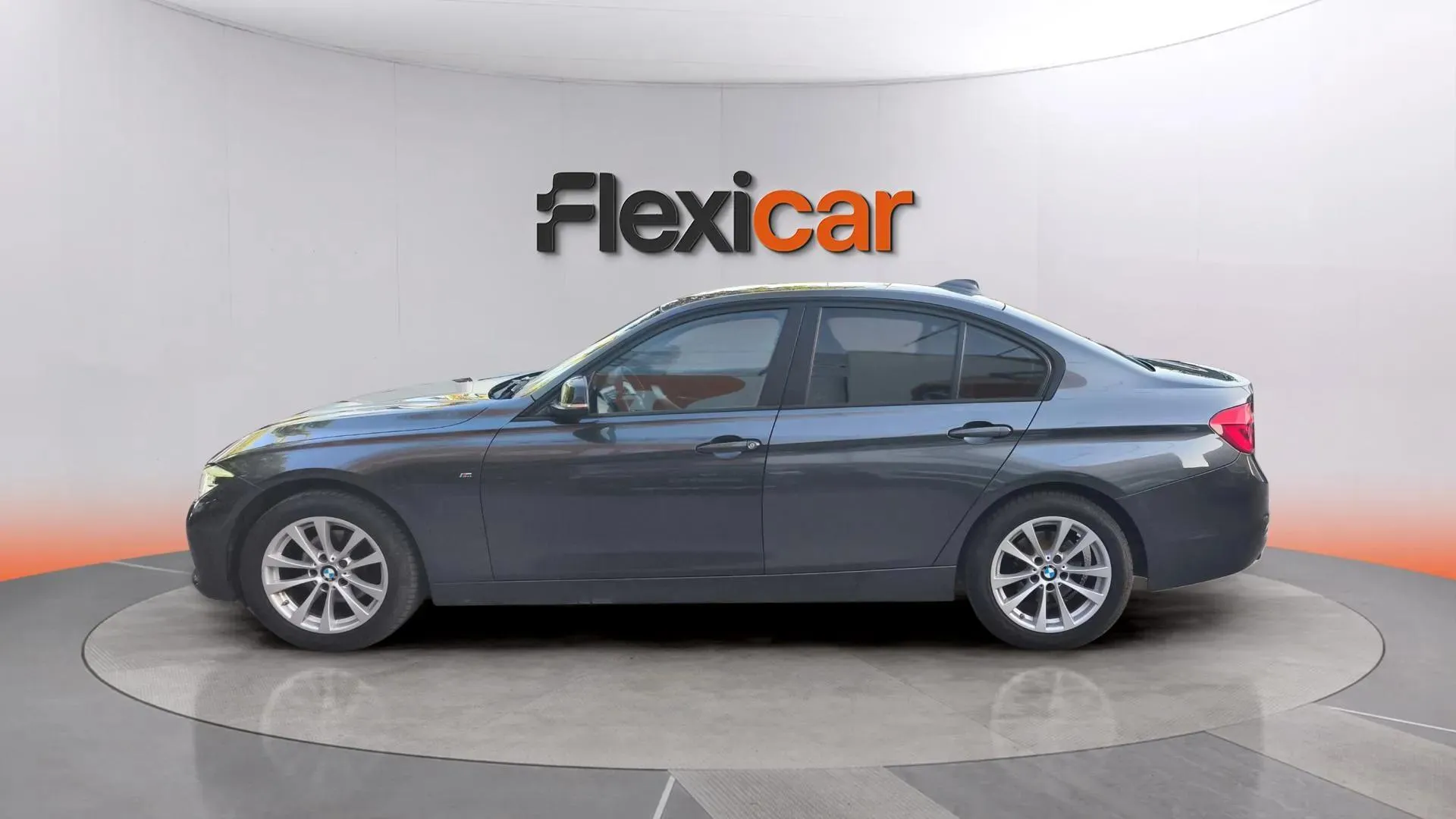 BMW Serie 3 318d - foto 5