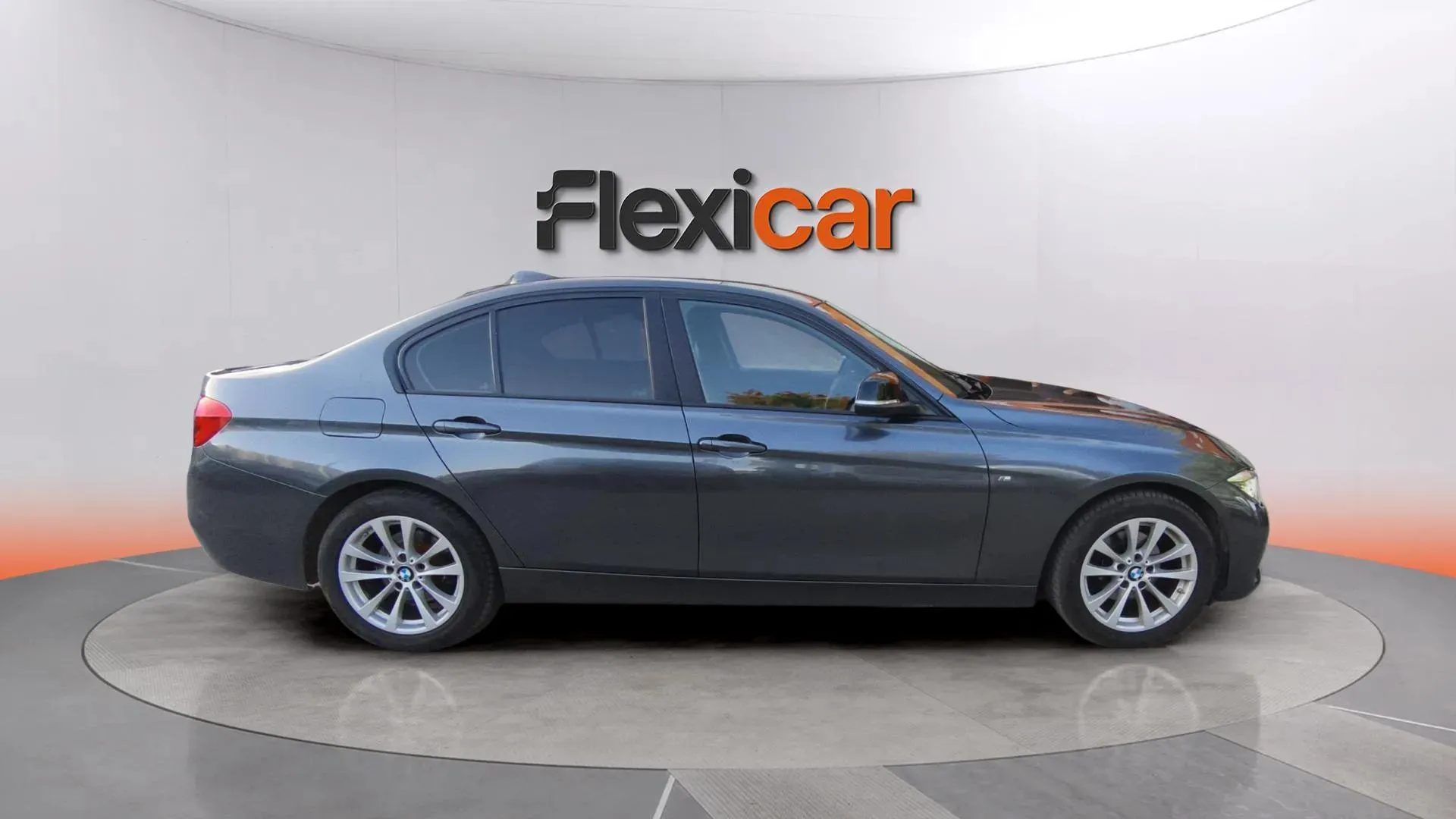 BMW Serie 3 318d - foto 4