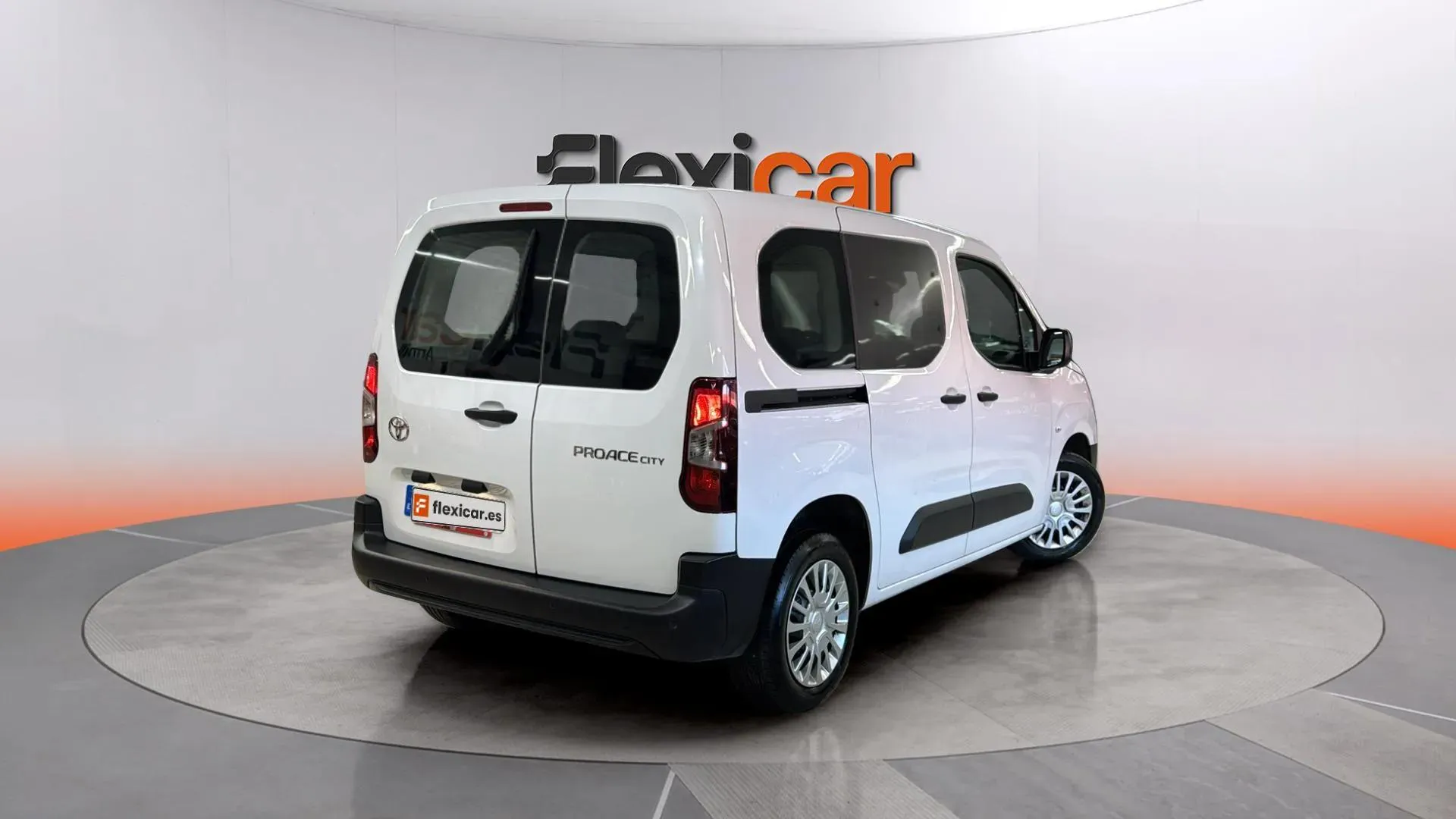 Toyota Proace City Combi L1 1.5D GX - foto 7