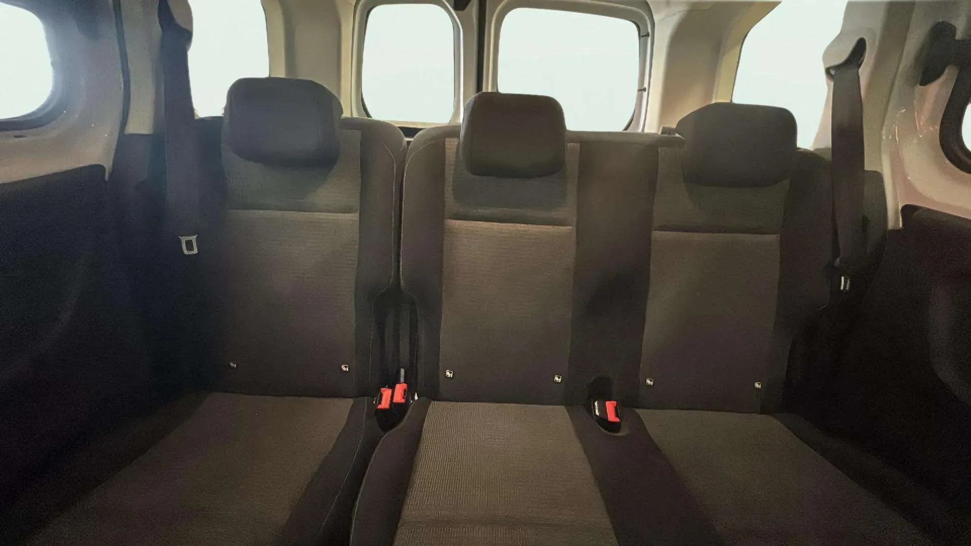 Toyota Proace City Combi L1 1.5D GX - foto 12
