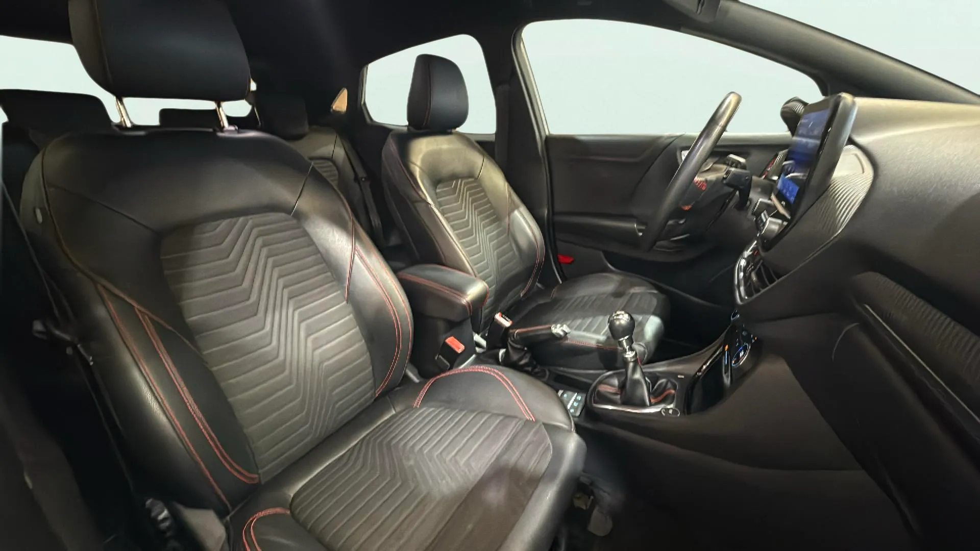 Ford Puma 1.0 EcoBoost ST-Line - foto 13