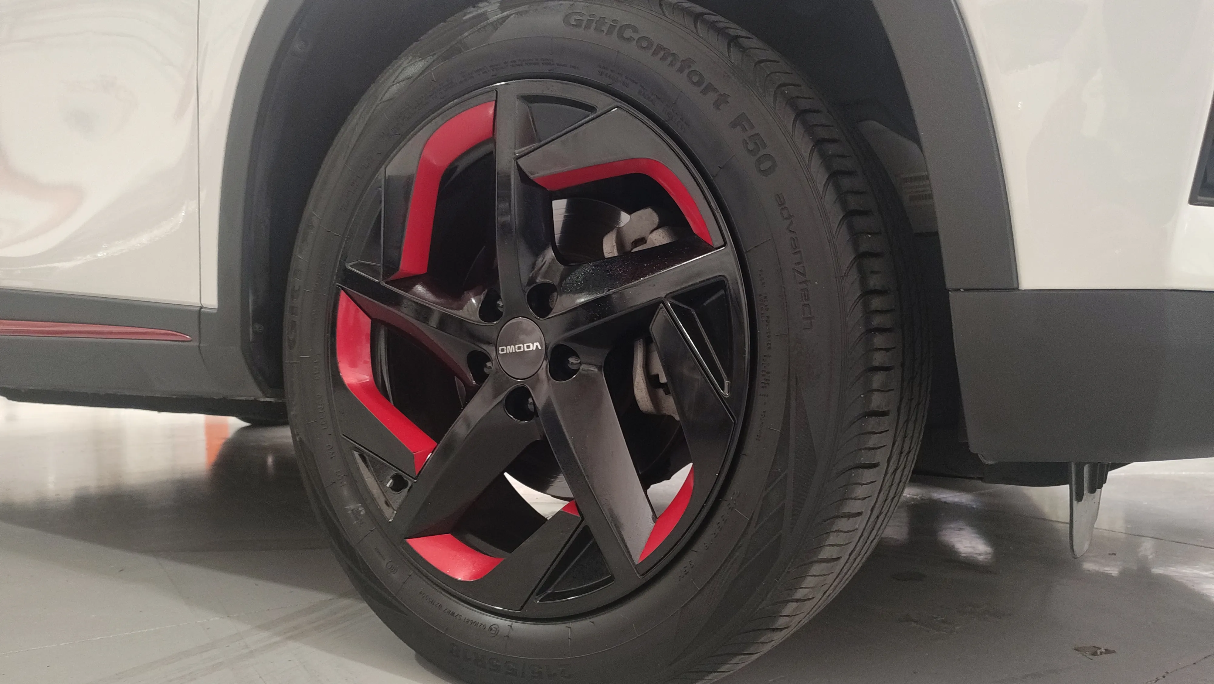 Omoda 5 1.6 T-GDi DCT Premium - foto 36