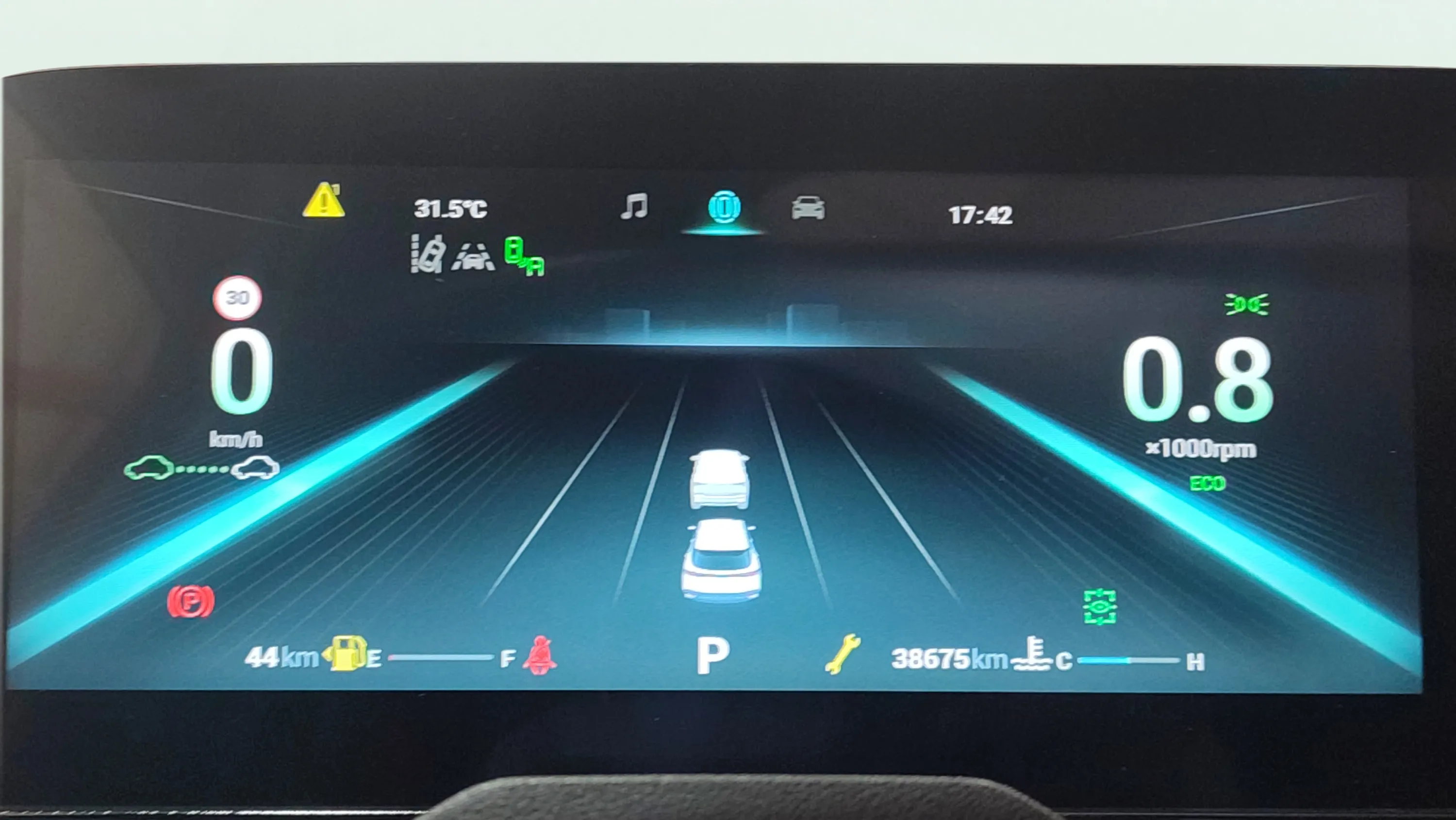 Omoda 5 1.6 T-GDi DCT Premium - foto 12