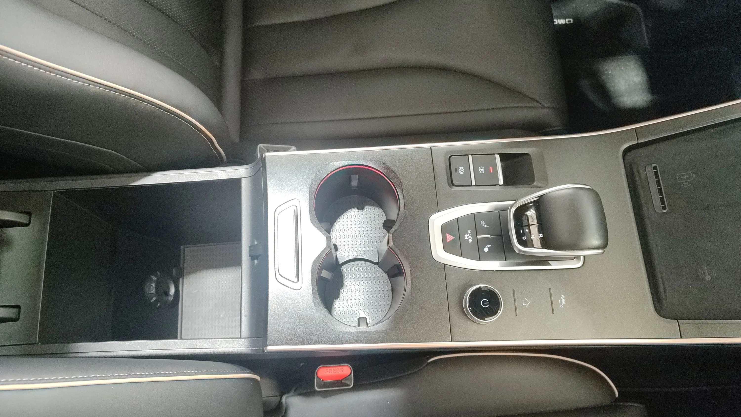 Omoda 5 1.6 T-GDi DCT Premium - foto 25