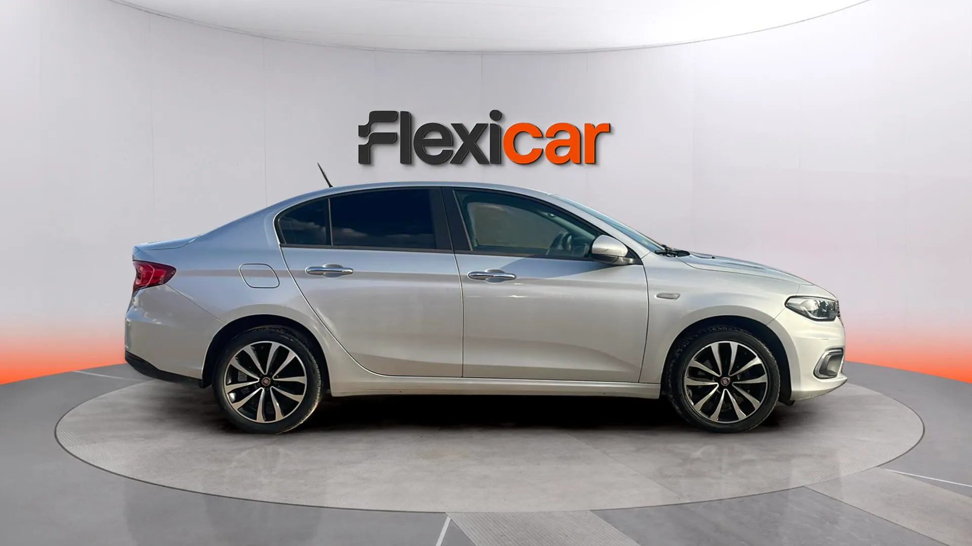 Fiat Tipo 1.3 MultiJet Business - foto 8