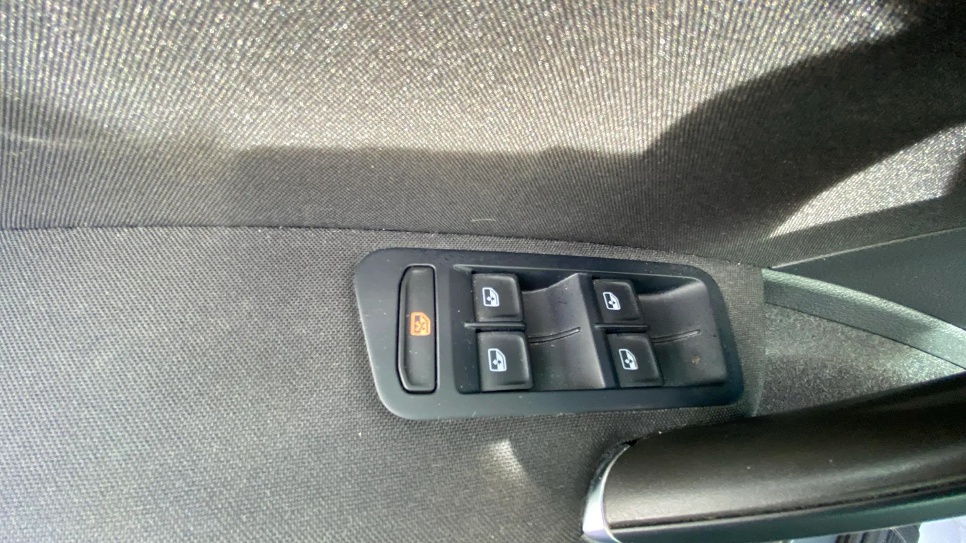 Volkswagen Golf Advance 1.6 TDI - foto 19