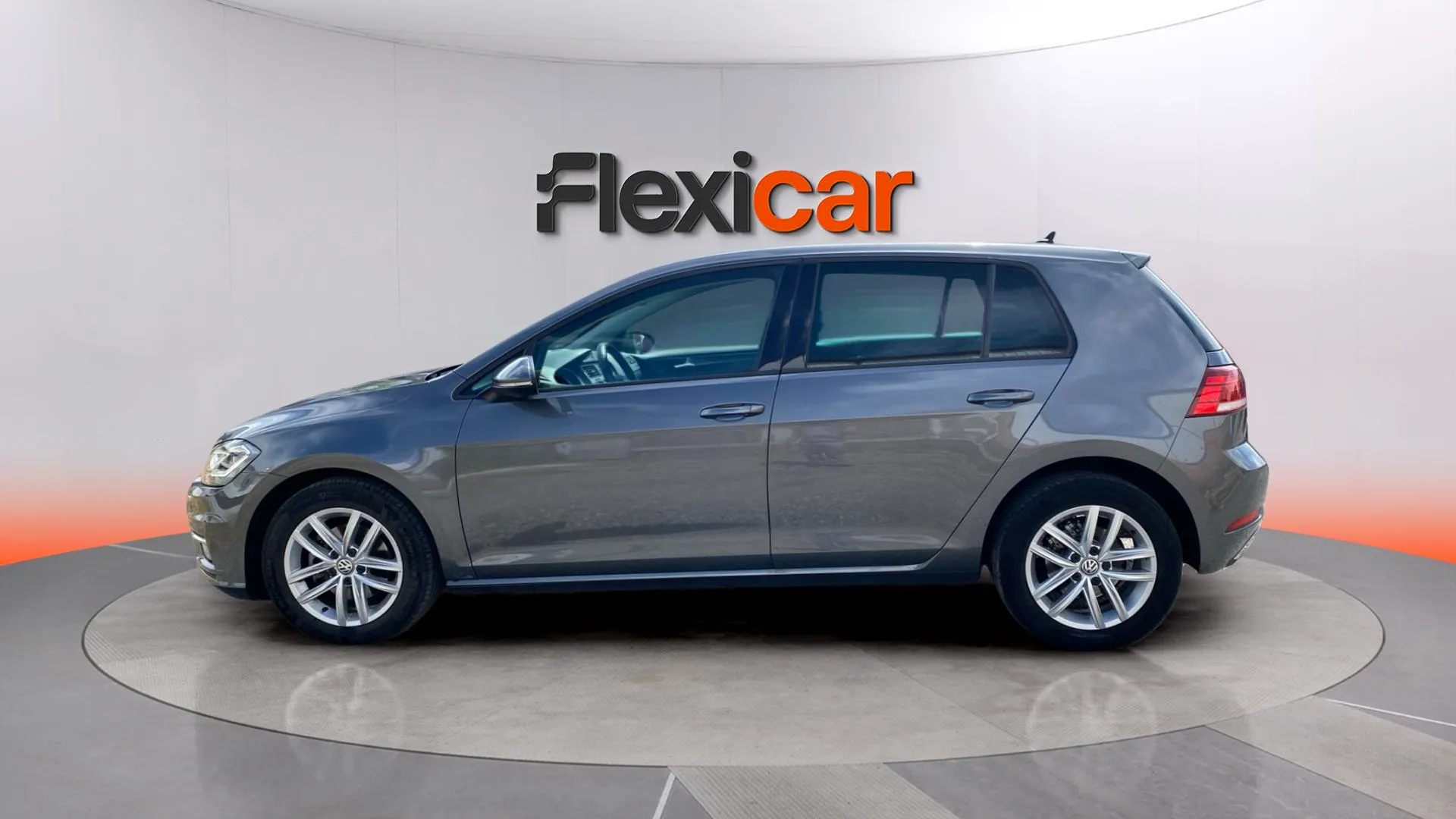 Volkswagen Golf Advance 1.6 TDI - foto 4