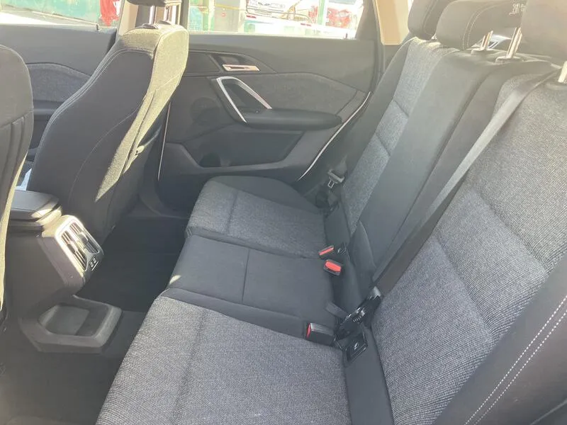 BMW X1 sDrive18d - foto 32