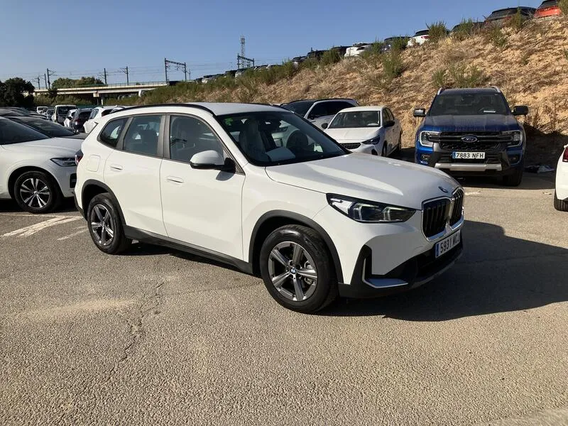 BMW X1 sDrive18d - foto 8