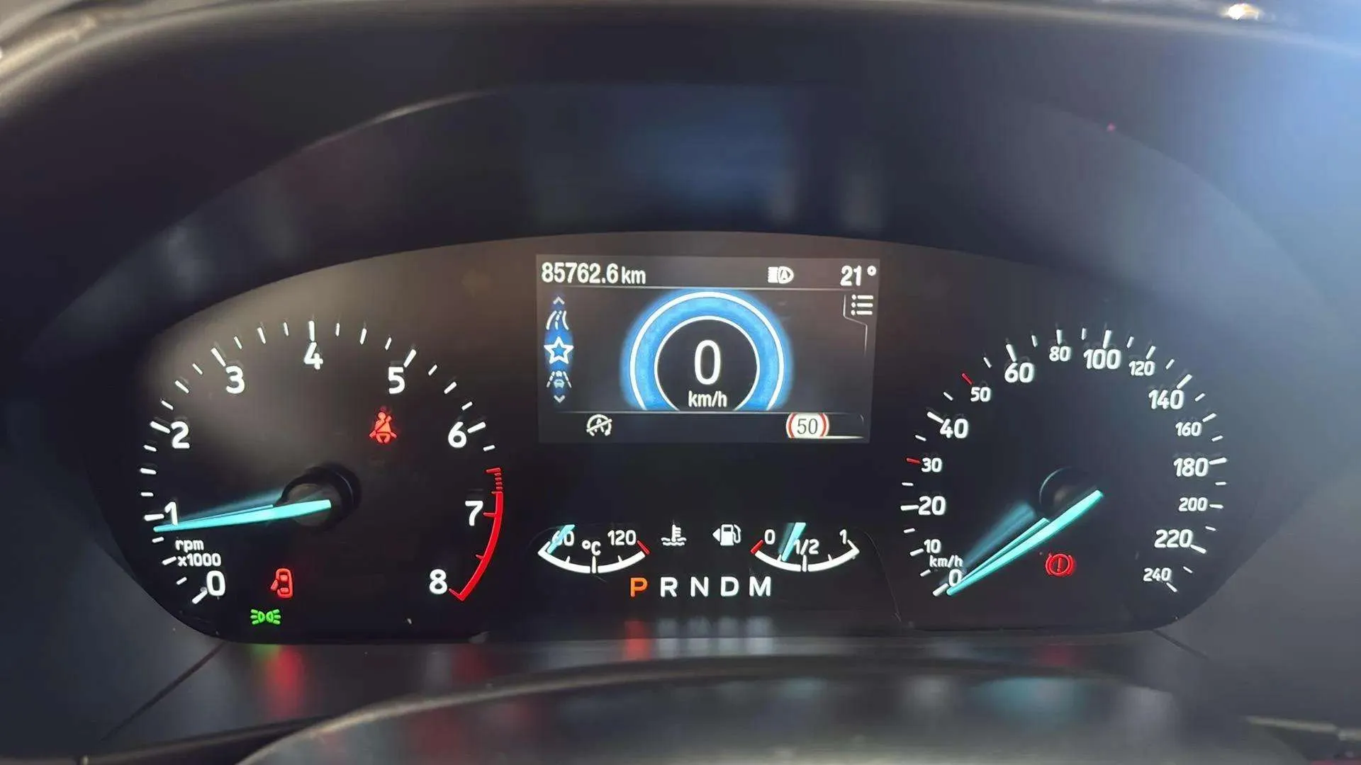 Ford Focus 1.0 EcoBoost ST-Line - foto 12