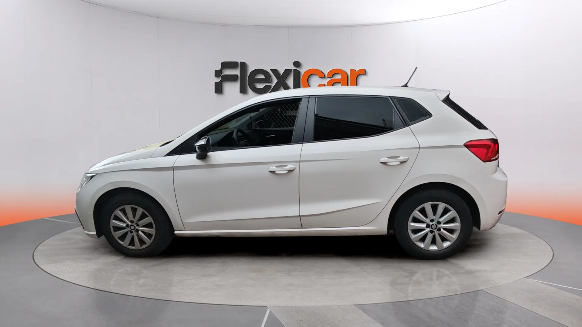 SEAT Ibiza 1.0 Reference Plus - foto 5
